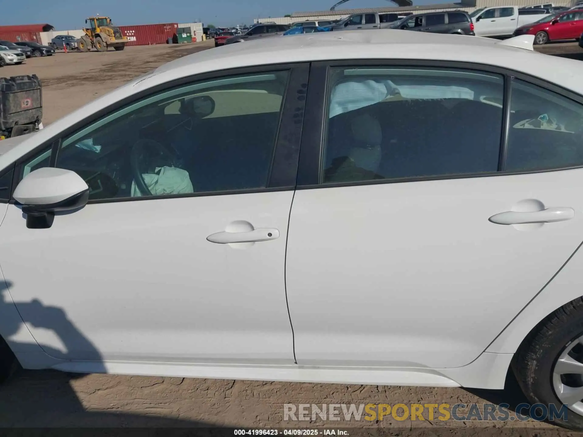 13 fotografías del automóvil dañado 5YFB4MDE3SP241277 TOYOTA COROLLA 2025