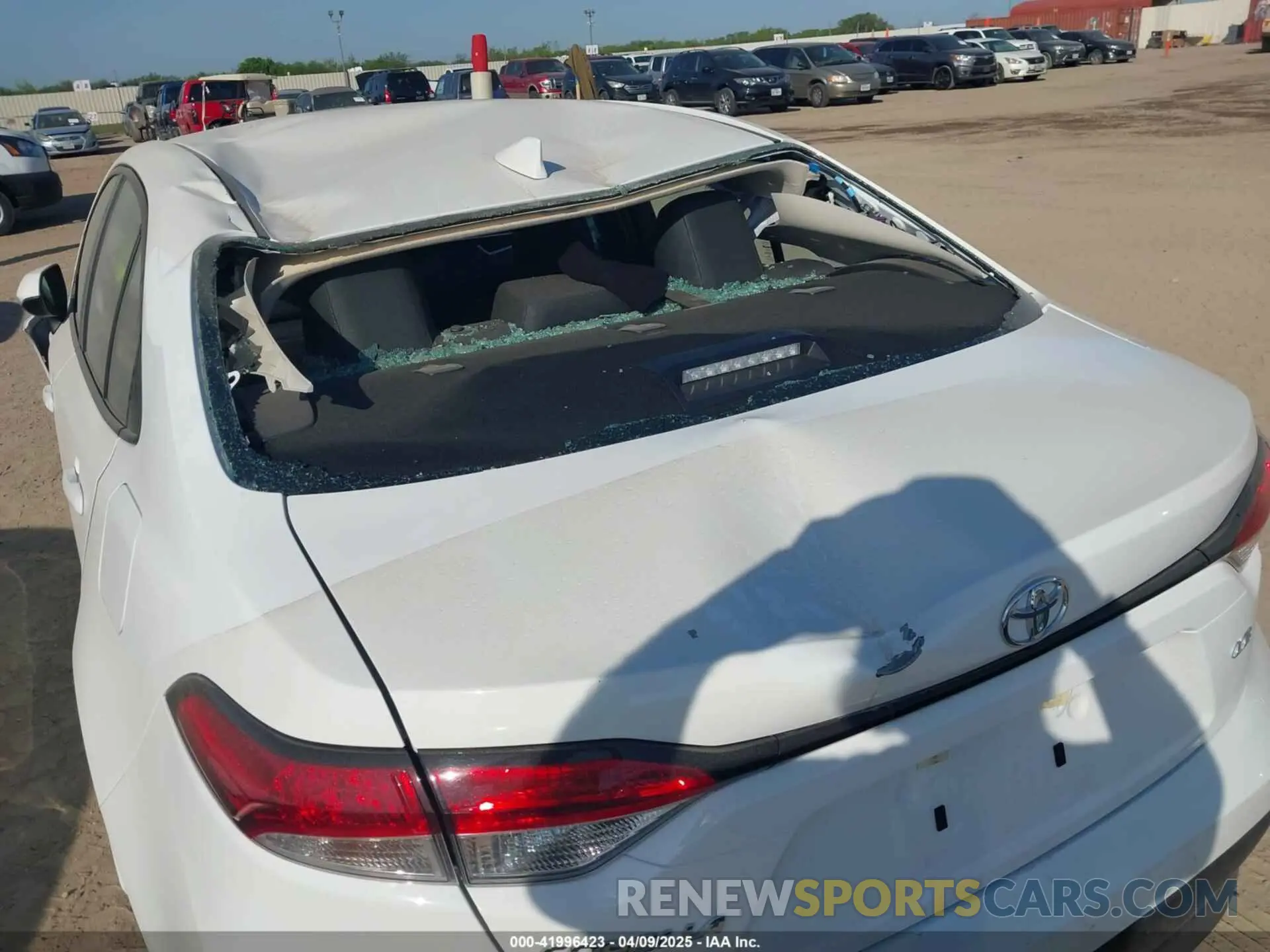 6 fotografías del automóvil dañado 5YFB4MDE3SP241277 TOYOTA COROLLA 2025