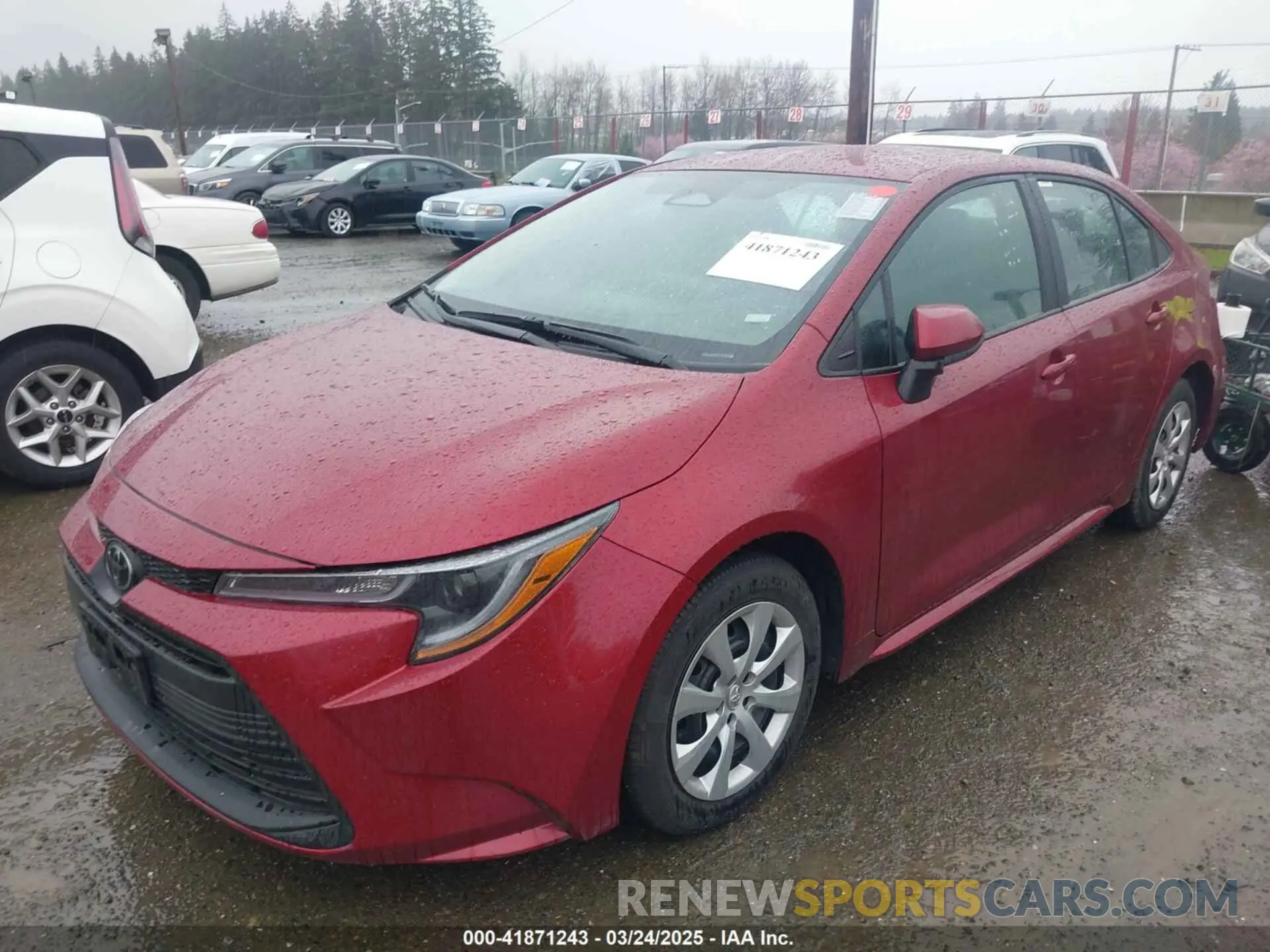2 fotografías del automóvil dañado 5YFB4MDE3SP243420 TOYOTA COROLLA 2025