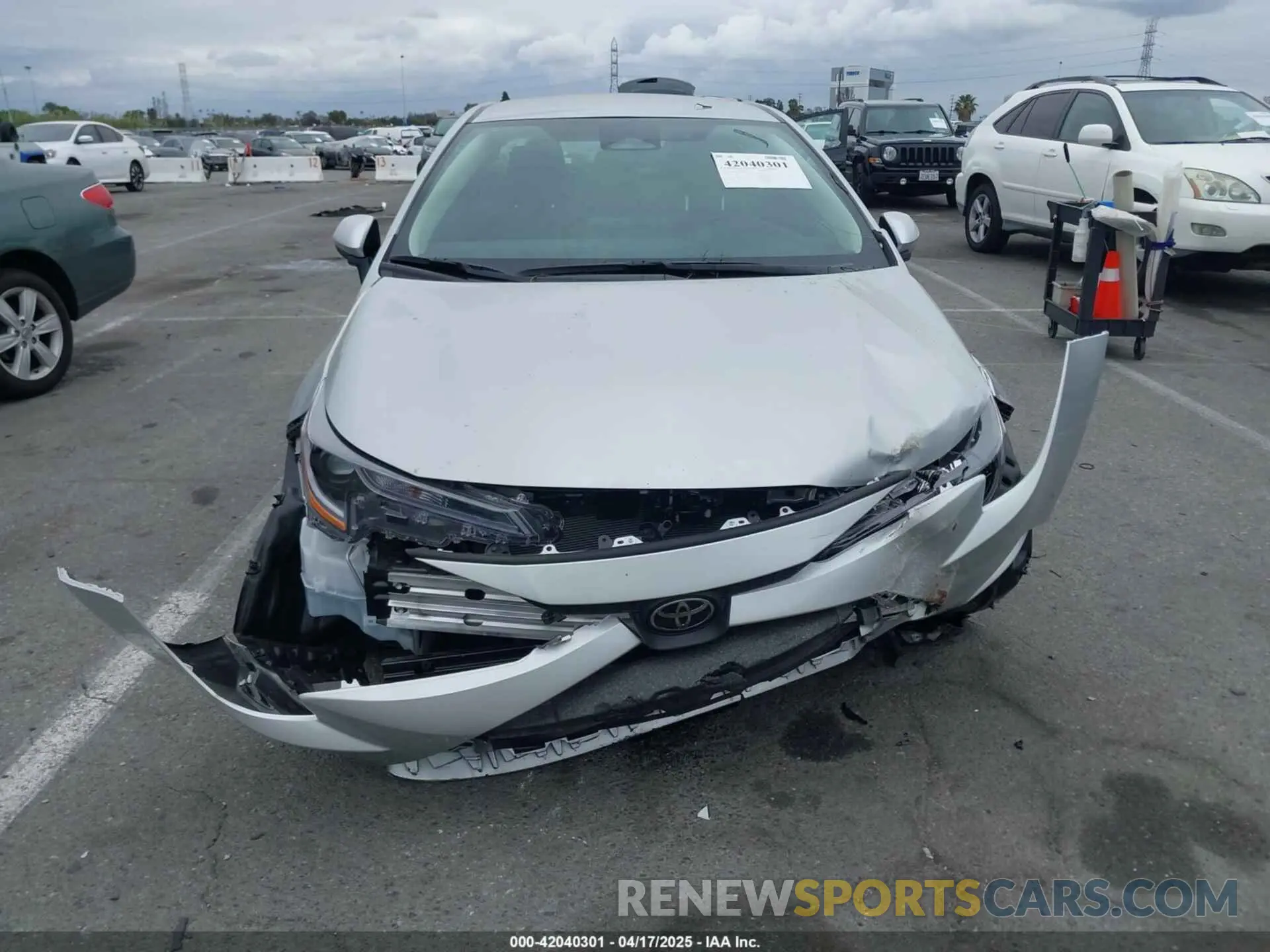 13 fotografías del automóvil dañado 5YFB4MDE3SP244096 TOYOTA COROLLA 2025
