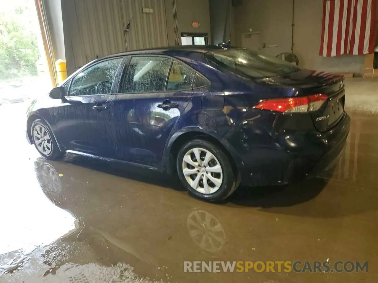 2 fotografías del automóvil dañado 5YFB4MDE3SP254949 TOYOTA COROLLA 2025