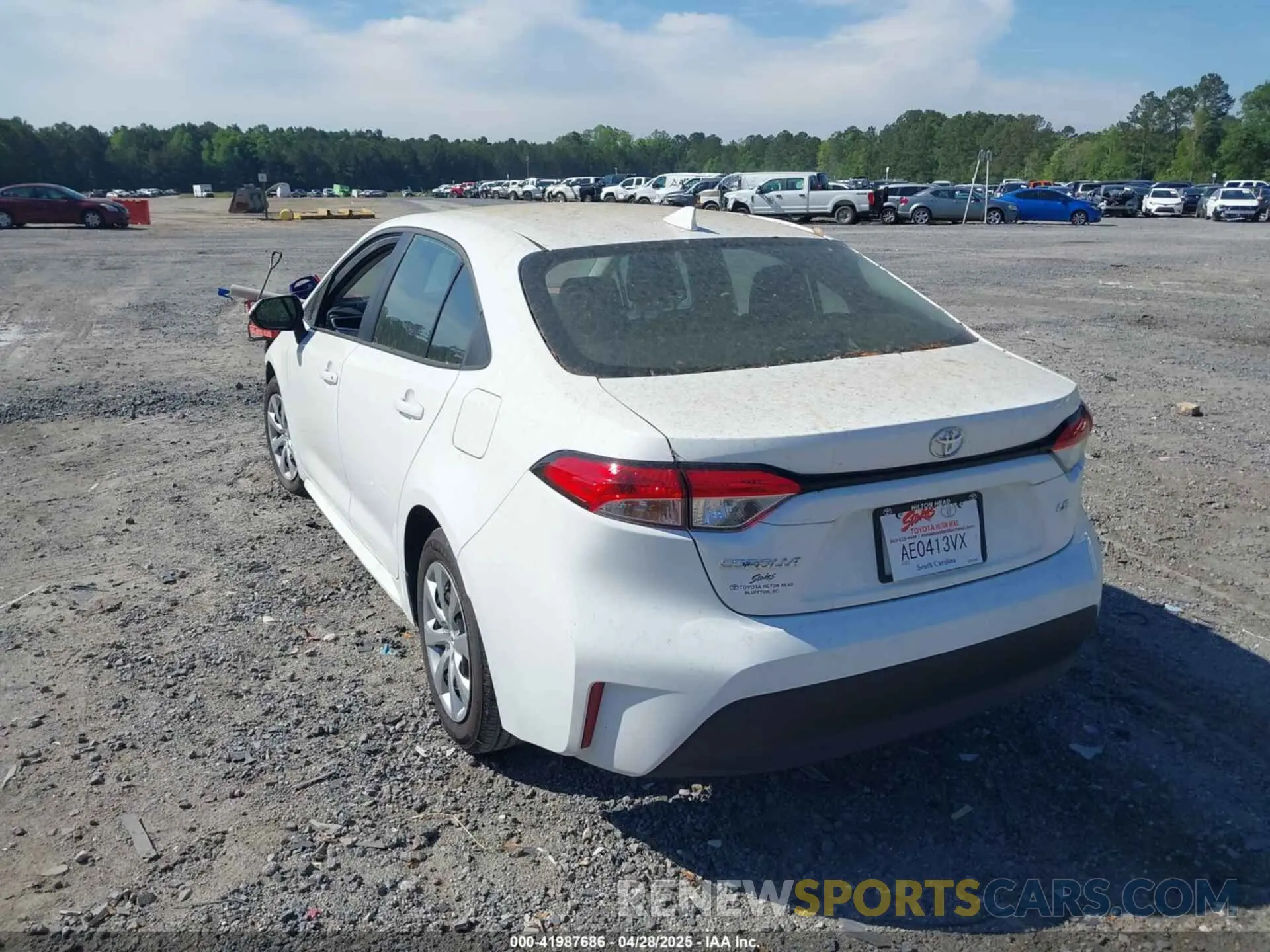 3 fotografías del automóvil dañado 5YFB4MDE3SP273131 TOYOTA COROLLA 2025