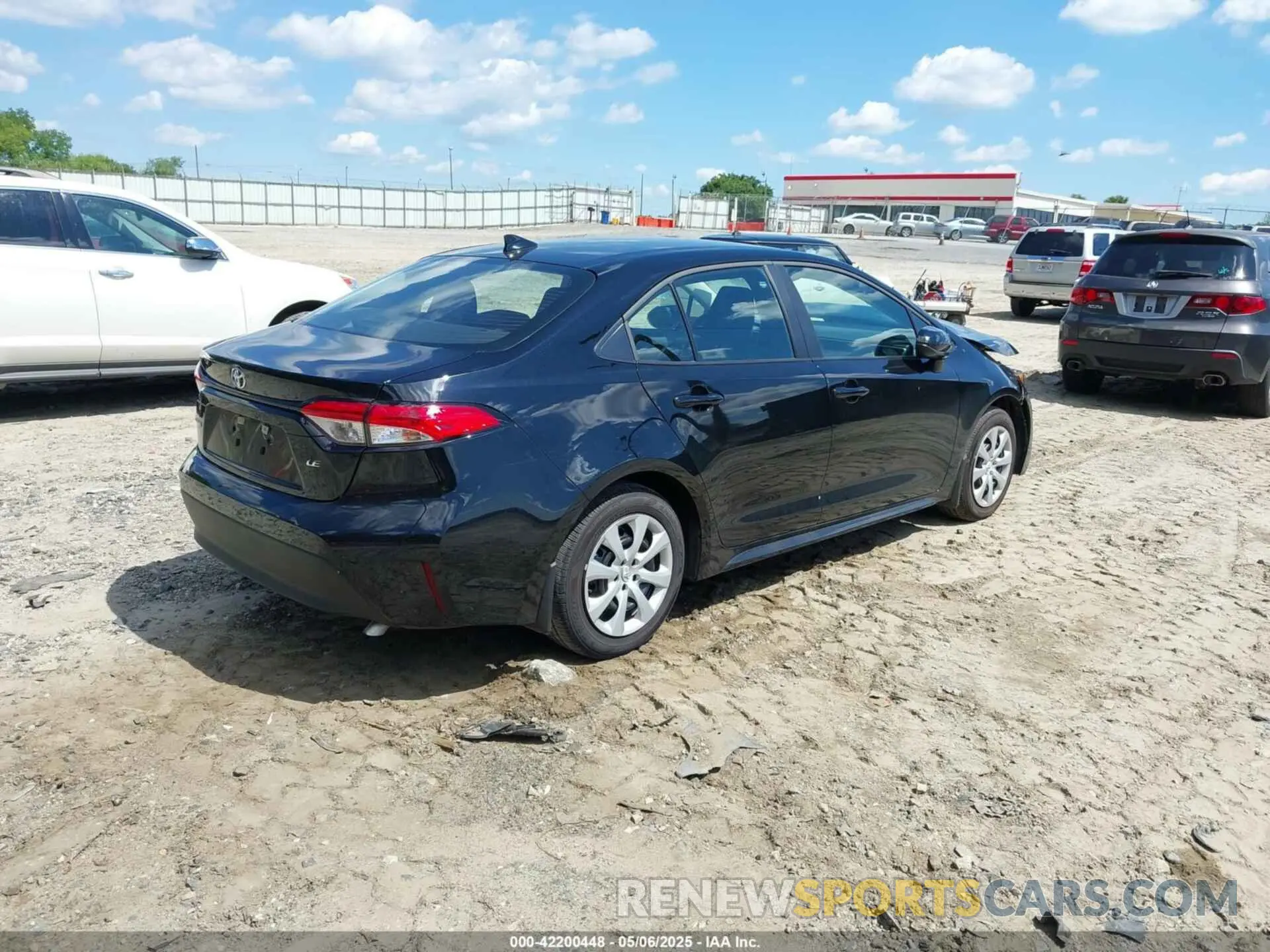 4 fotografías del automóvil dañado 5YFB4MDE3SP280662 TOYOTA COROLLA 2025