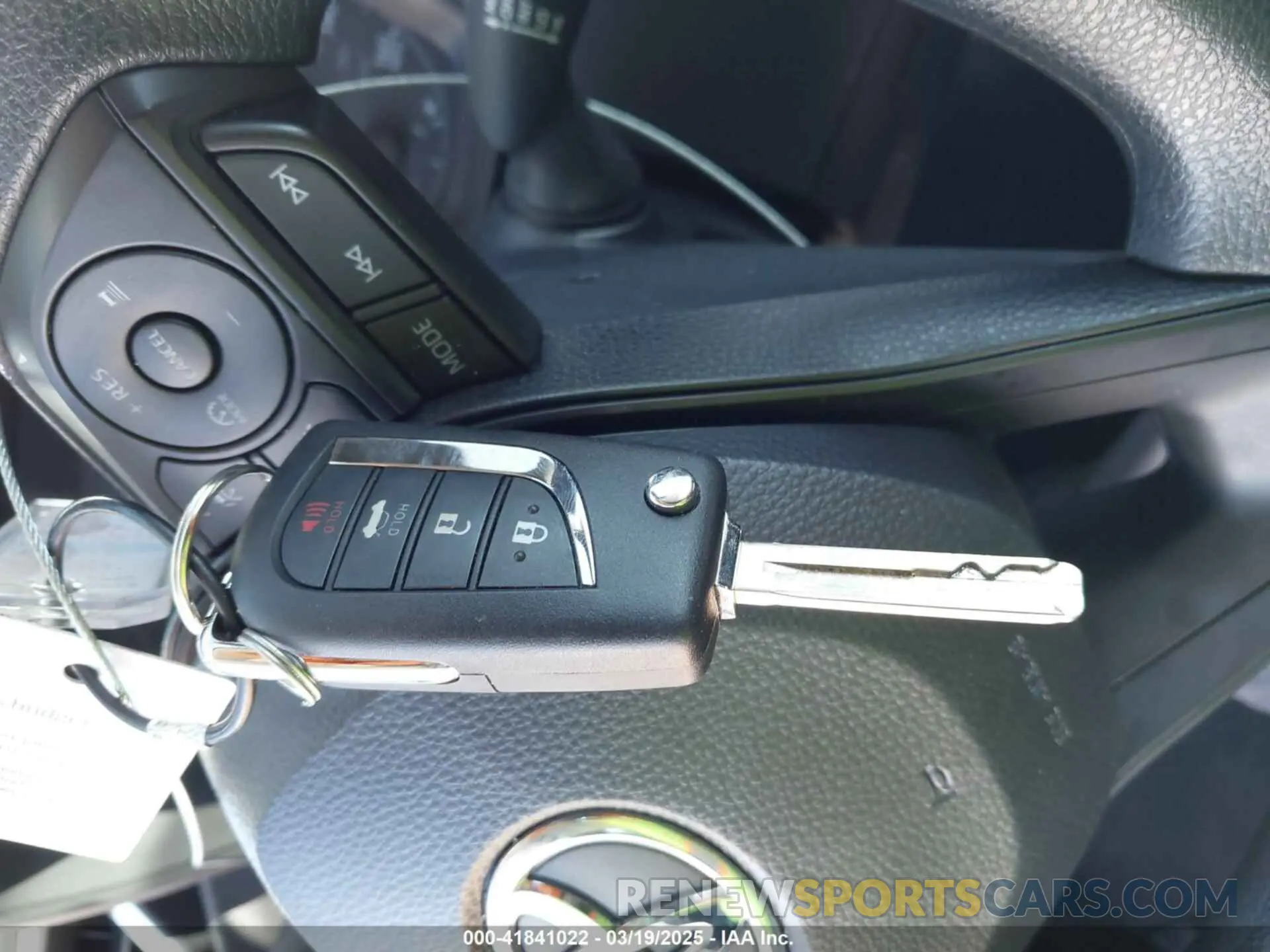 11 fotografías del automóvil dañado 5YFB4MDE4SP231292 TOYOTA COROLLA 2025