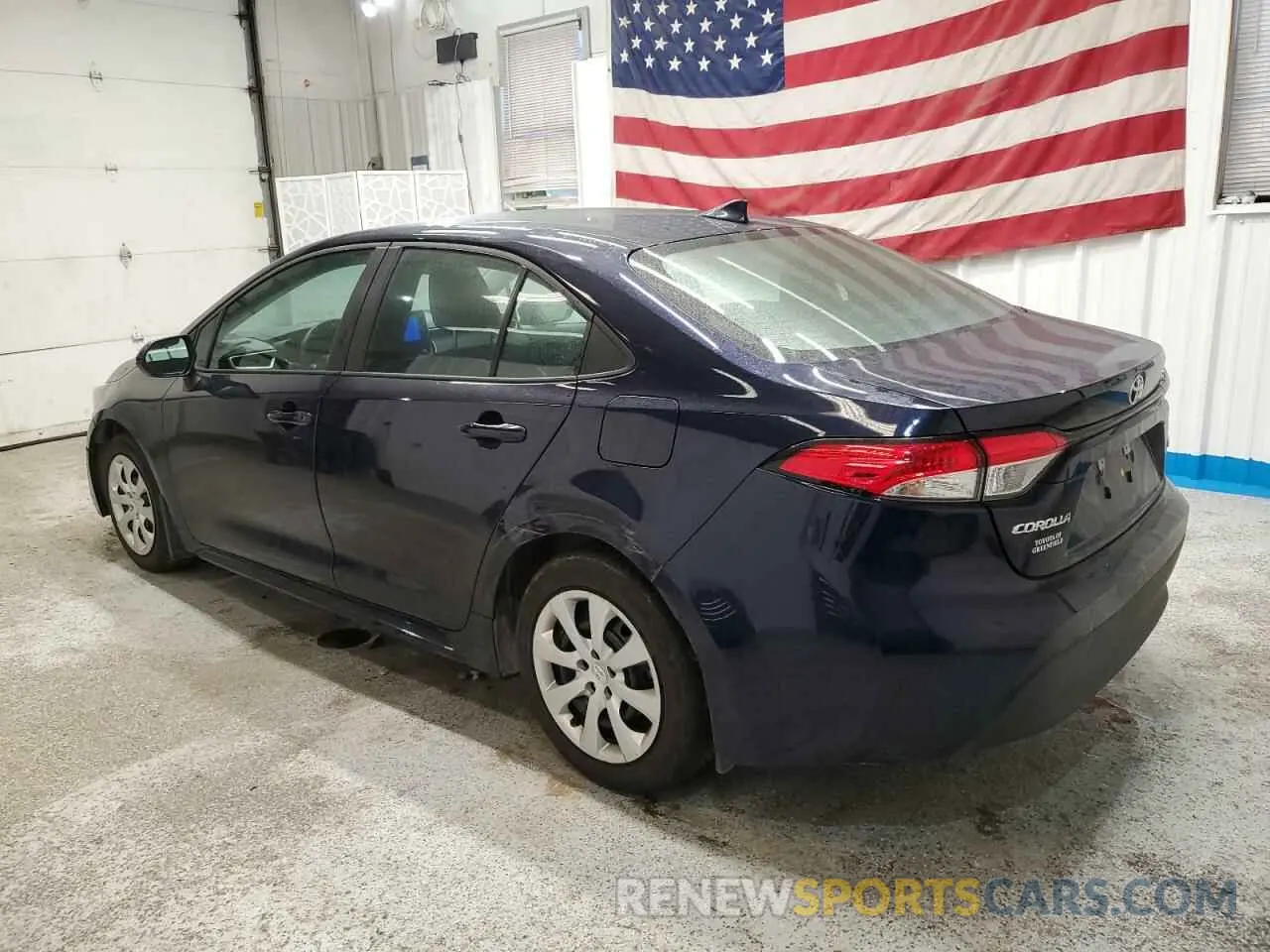 2 fotografías del automóvil dañado 5YFB4MDE4SP246049 TOYOTA COROLLA 2025