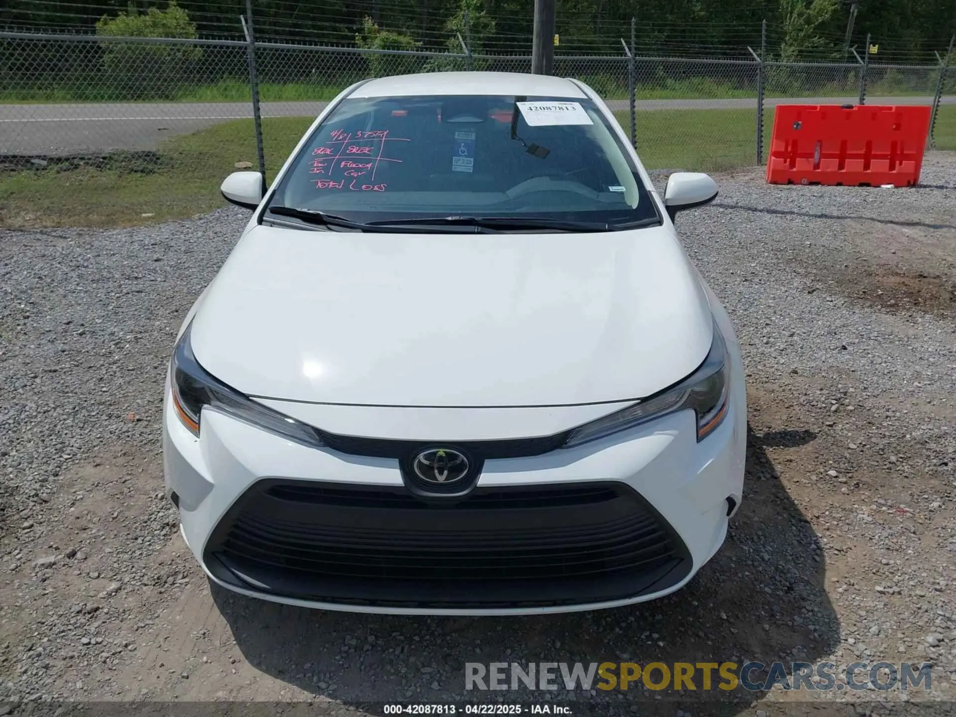 12 fotografías del automóvil dañado 5YFB4MDE4SP280296 TOYOTA COROLLA 2025