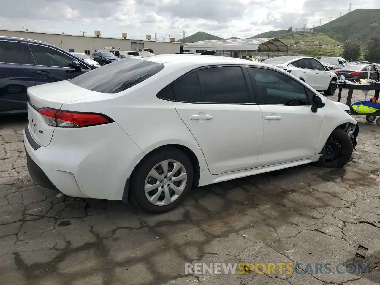 3 fotografías del automóvil dañado 5YFB4MDE5SP229759 TOYOTA COROLLA 2025