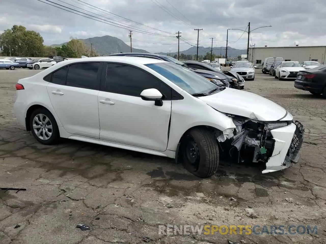 4 fotografías del automóvil dañado 5YFB4MDE5SP229759 TOYOTA COROLLA 2025