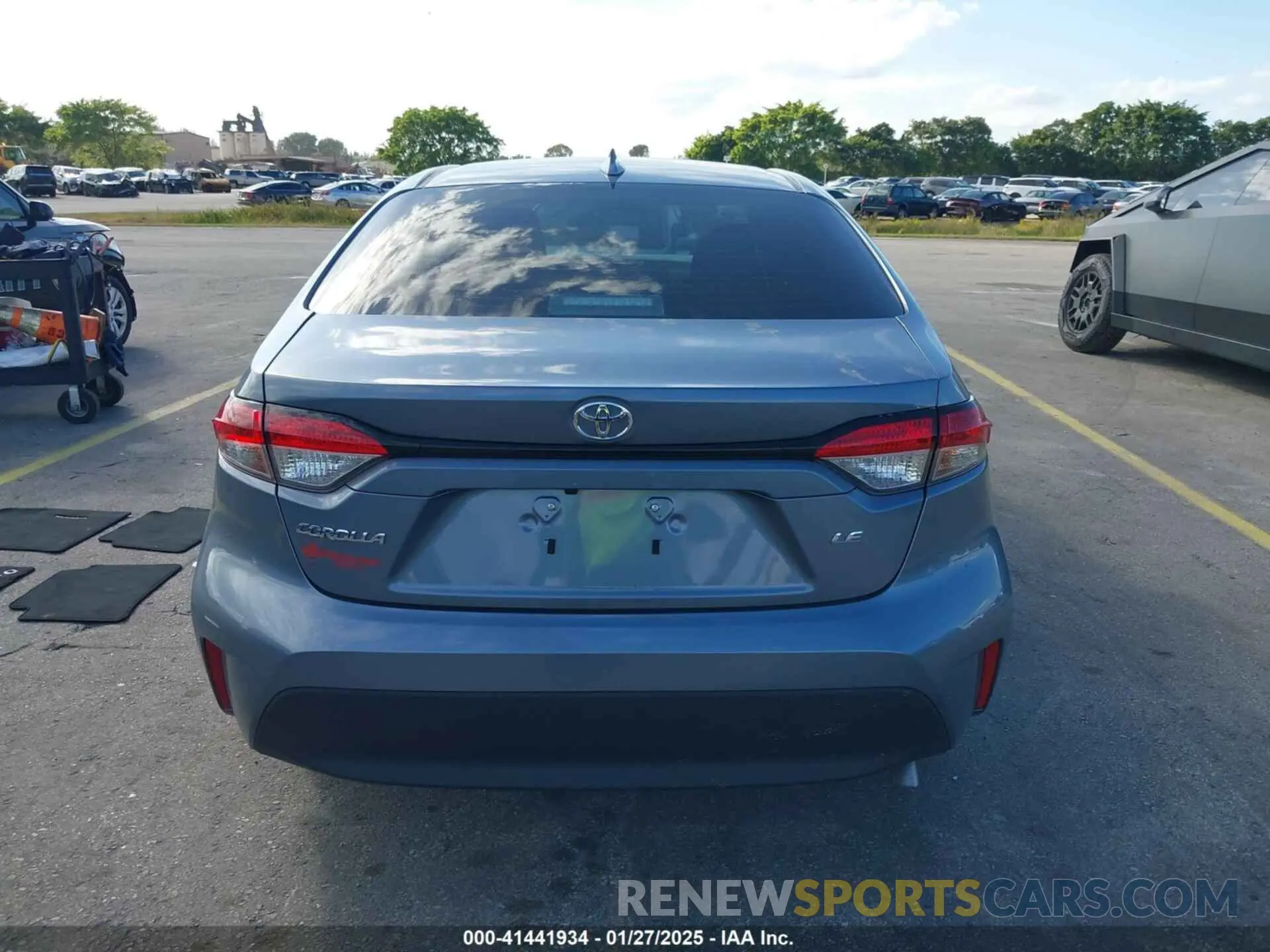 16 fotografías del automóvil dañado 5YFB4MDE6SP234727 TOYOTA COROLLA 2025