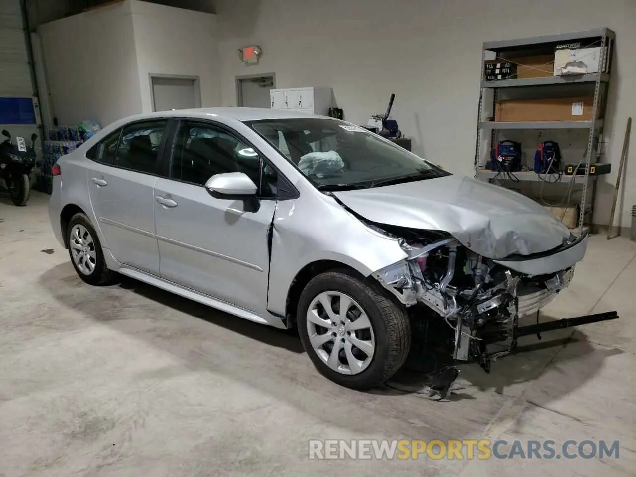 4 fotografías del automóvil dañado 5YFB4MDE6SP238325 TOYOTA COROLLA 2025
