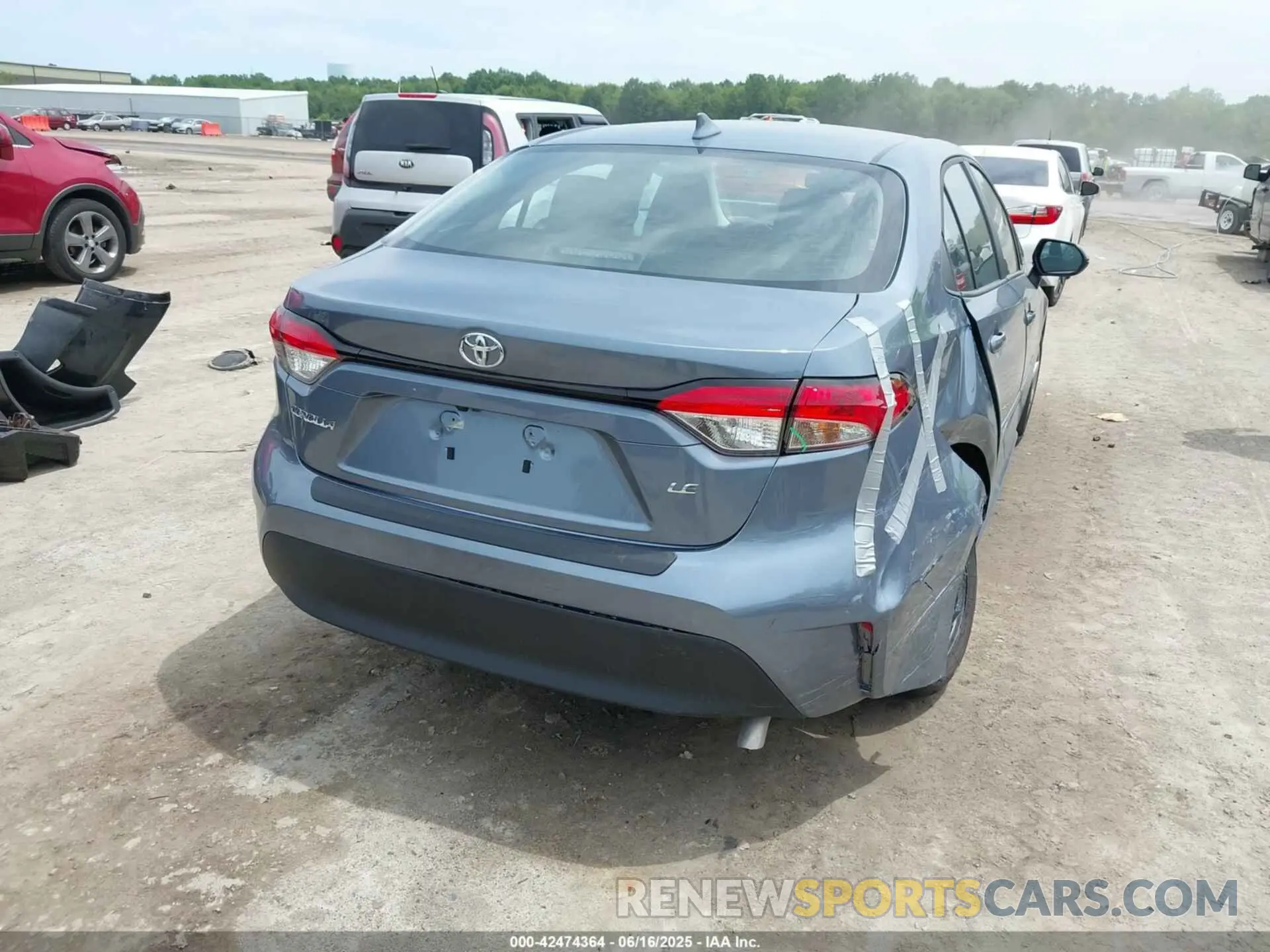 4 fotografías del automóvil dañado 5YFB4MDE6SP290649 TOYOTA COROLLA 2025