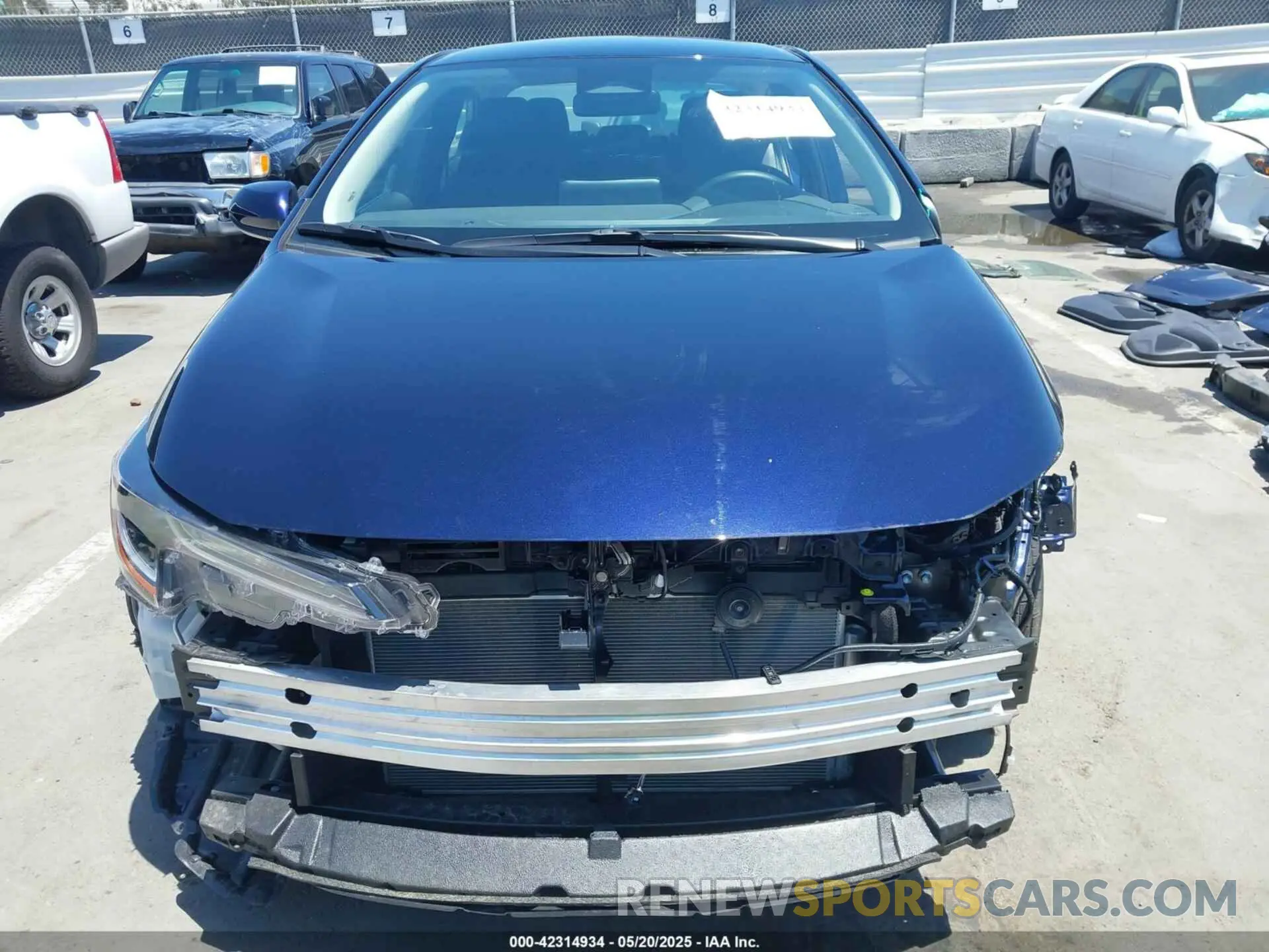 13 fotografías del automóvil dañado 5YFB4MDE7SP240827 TOYOTA COROLLA 2025