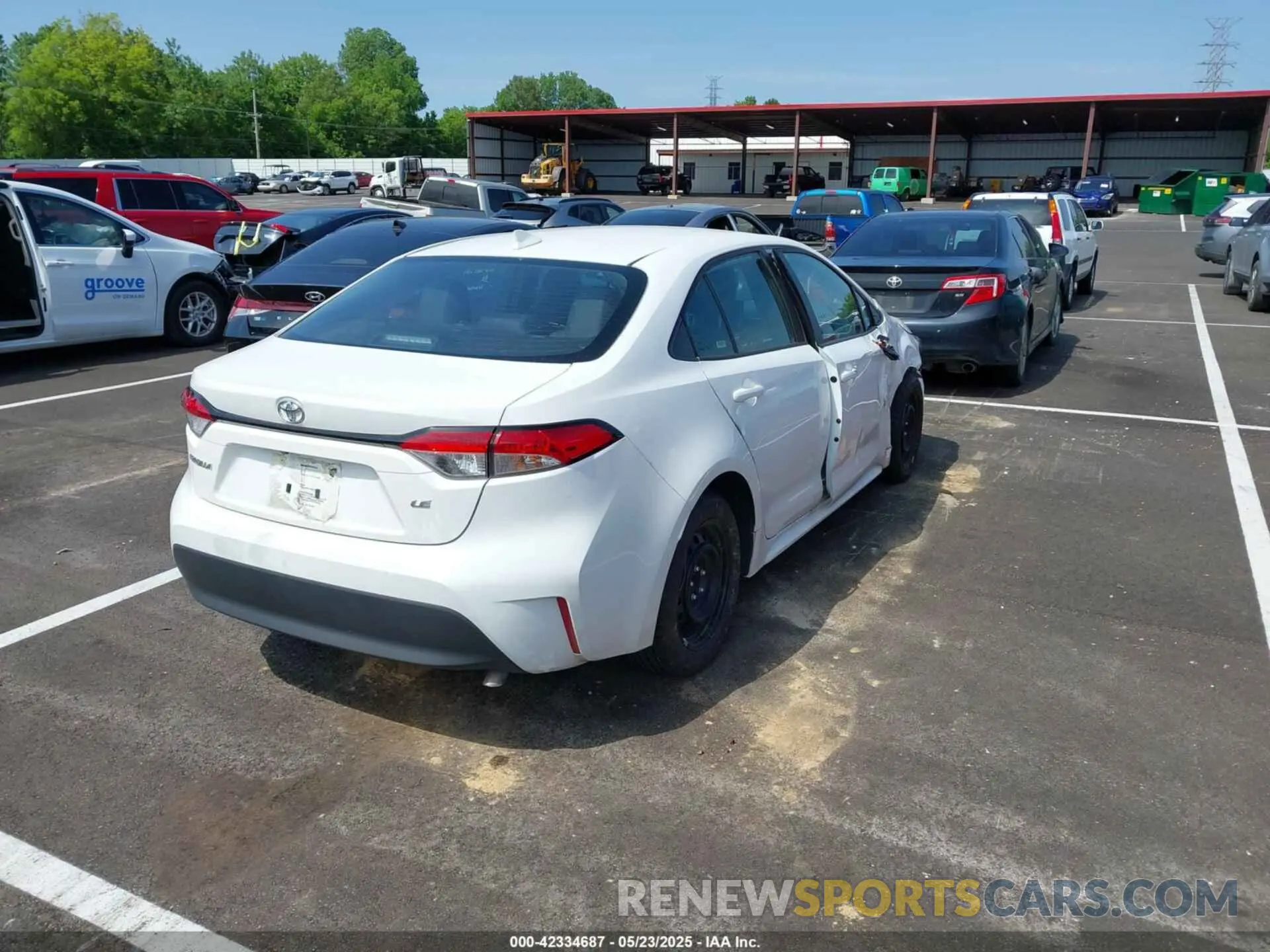 4 fotografías del automóvil dañado 5YFB4MDE7SP266506 TOYOTA COROLLA 2025