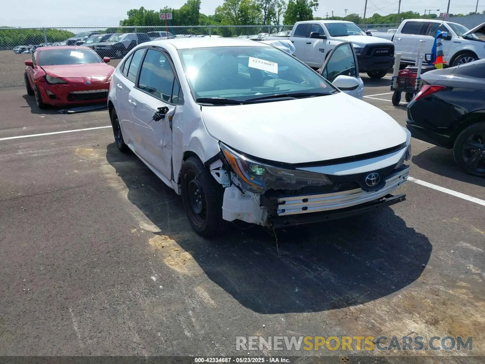 6 fotografías del automóvil dañado 5YFB4MDE7SP266506 TOYOTA COROLLA 2025