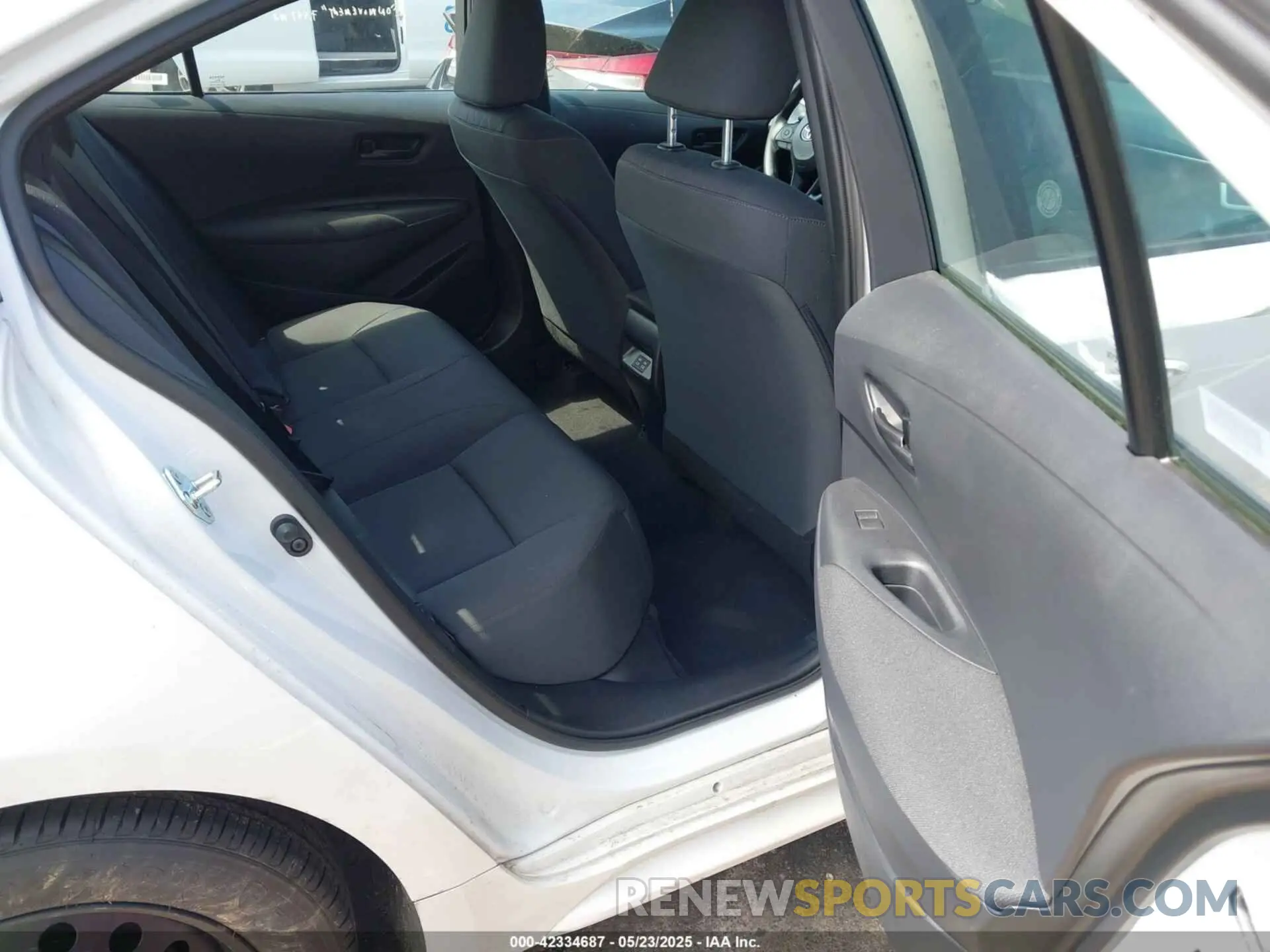8 fotografías del automóvil dañado 5YFB4MDE7SP266506 TOYOTA COROLLA 2025
