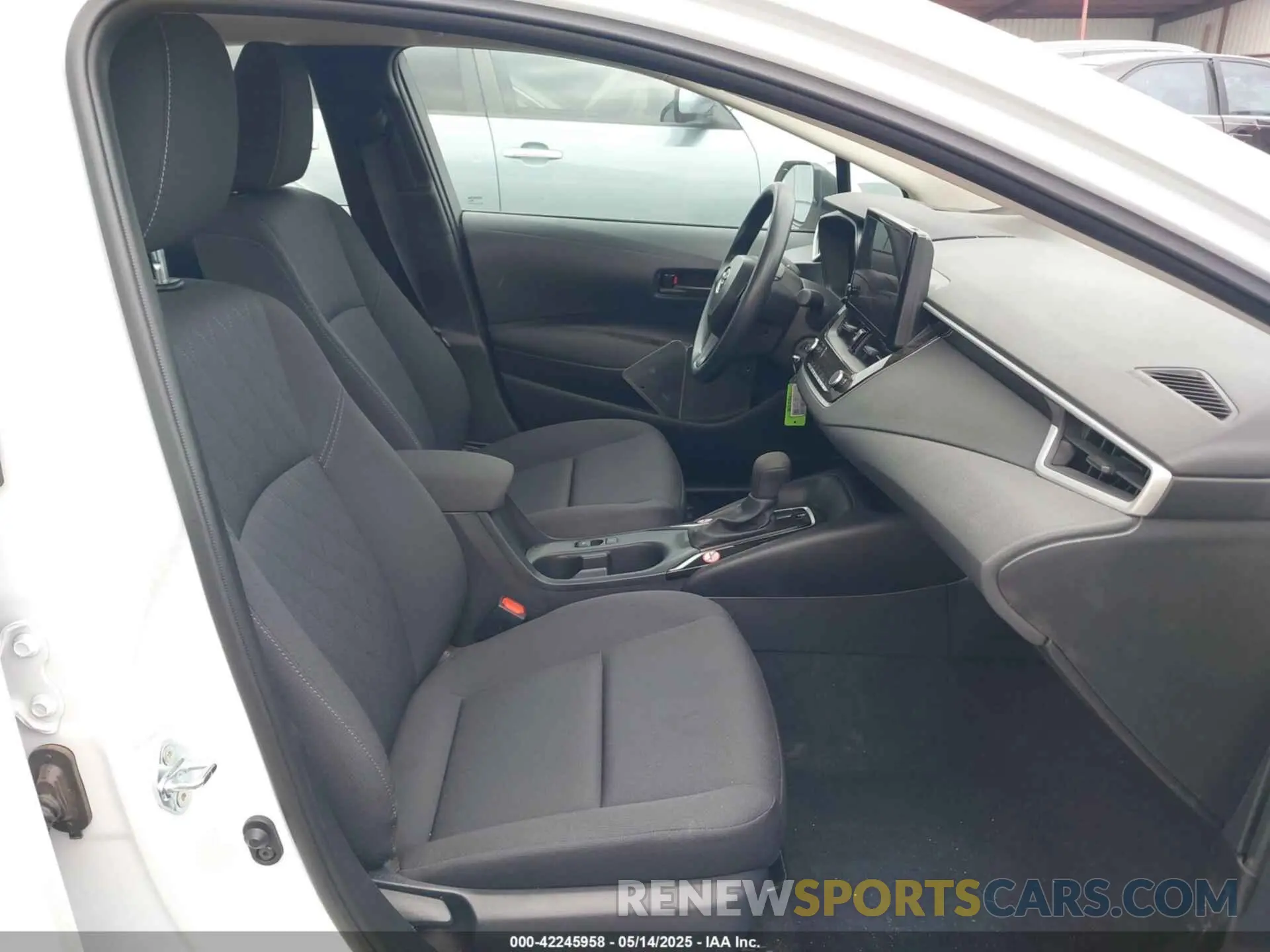 5 fotografías del automóvil dañado 5YFB4MDE7SP271155 TOYOTA COROLLA 2025