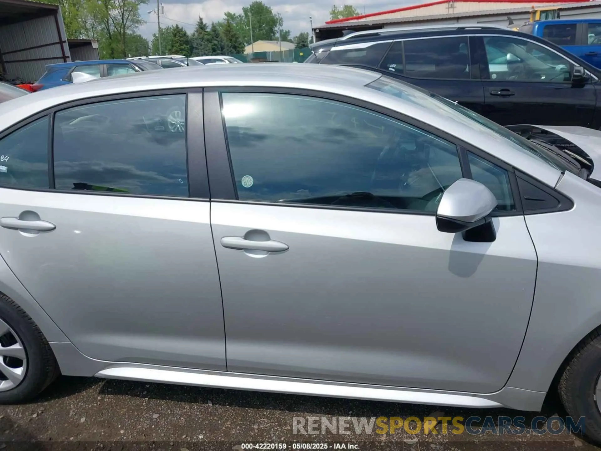 13 fotografías del automóvil dañado 5YFB4MDE7SP273892 TOYOTA COROLLA 2025
