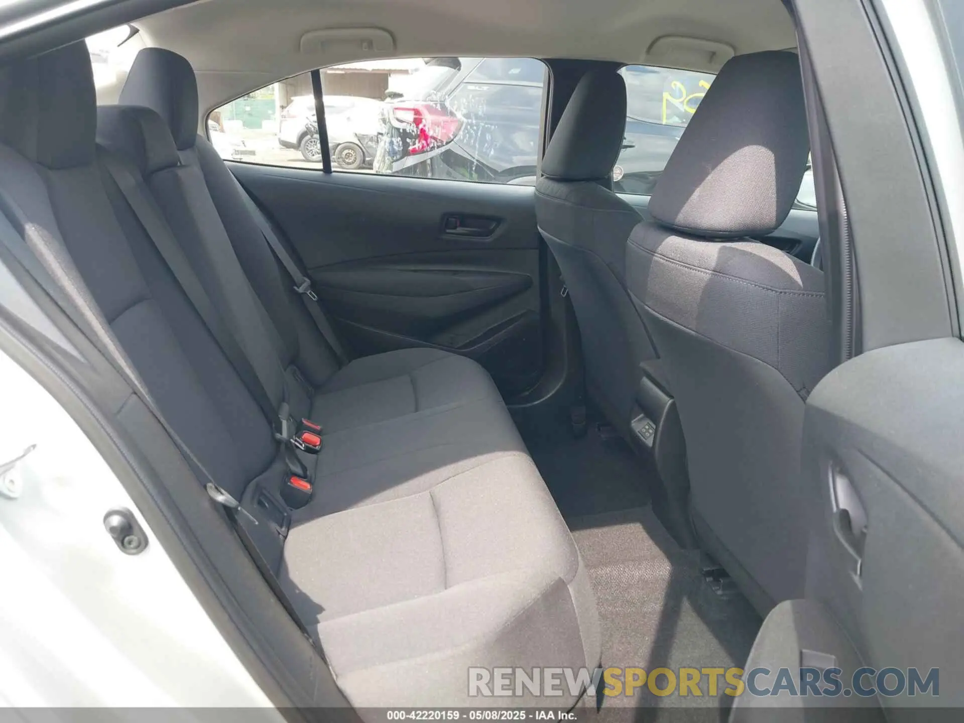 8 fotografías del automóvil dañado 5YFB4MDE7SP273892 TOYOTA COROLLA 2025