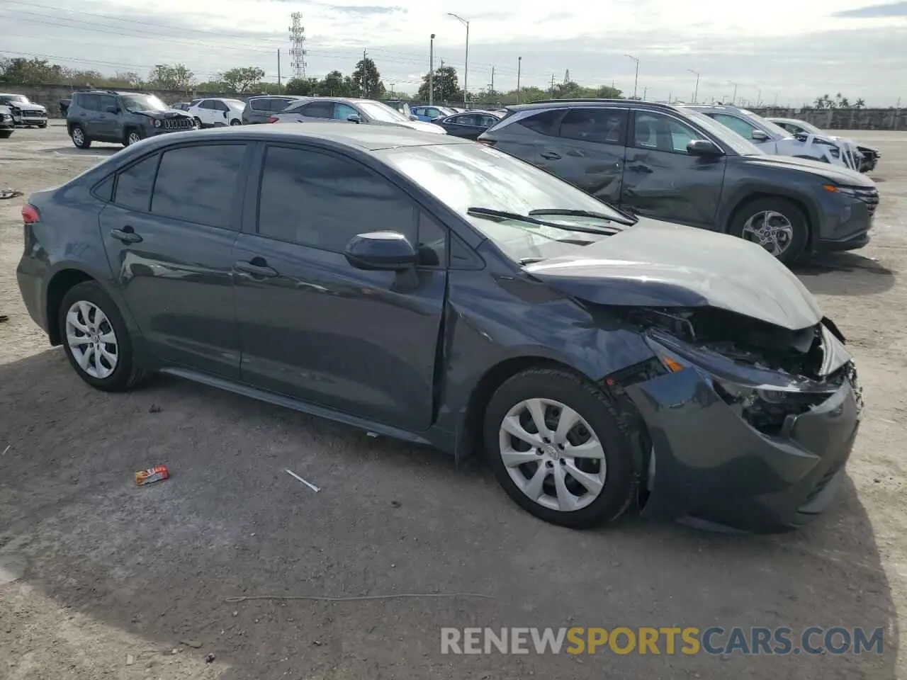 4 fotografías del automóvil dañado 5YFB4MDE8SP233613 TOYOTA COROLLA 2025