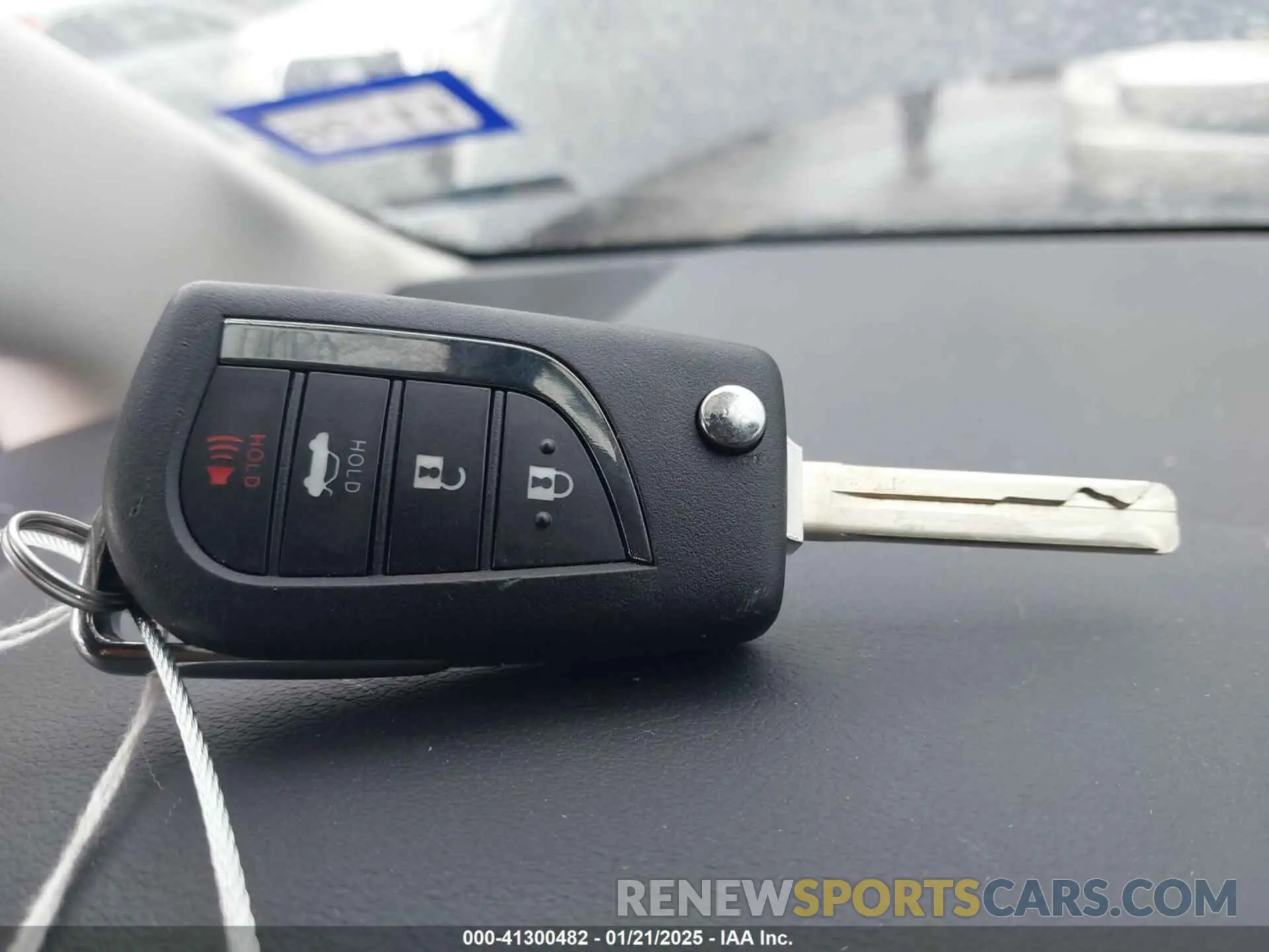 11 fotografías del automóvil dañado 5YFB4MDE8SP240870 TOYOTA COROLLA 2025