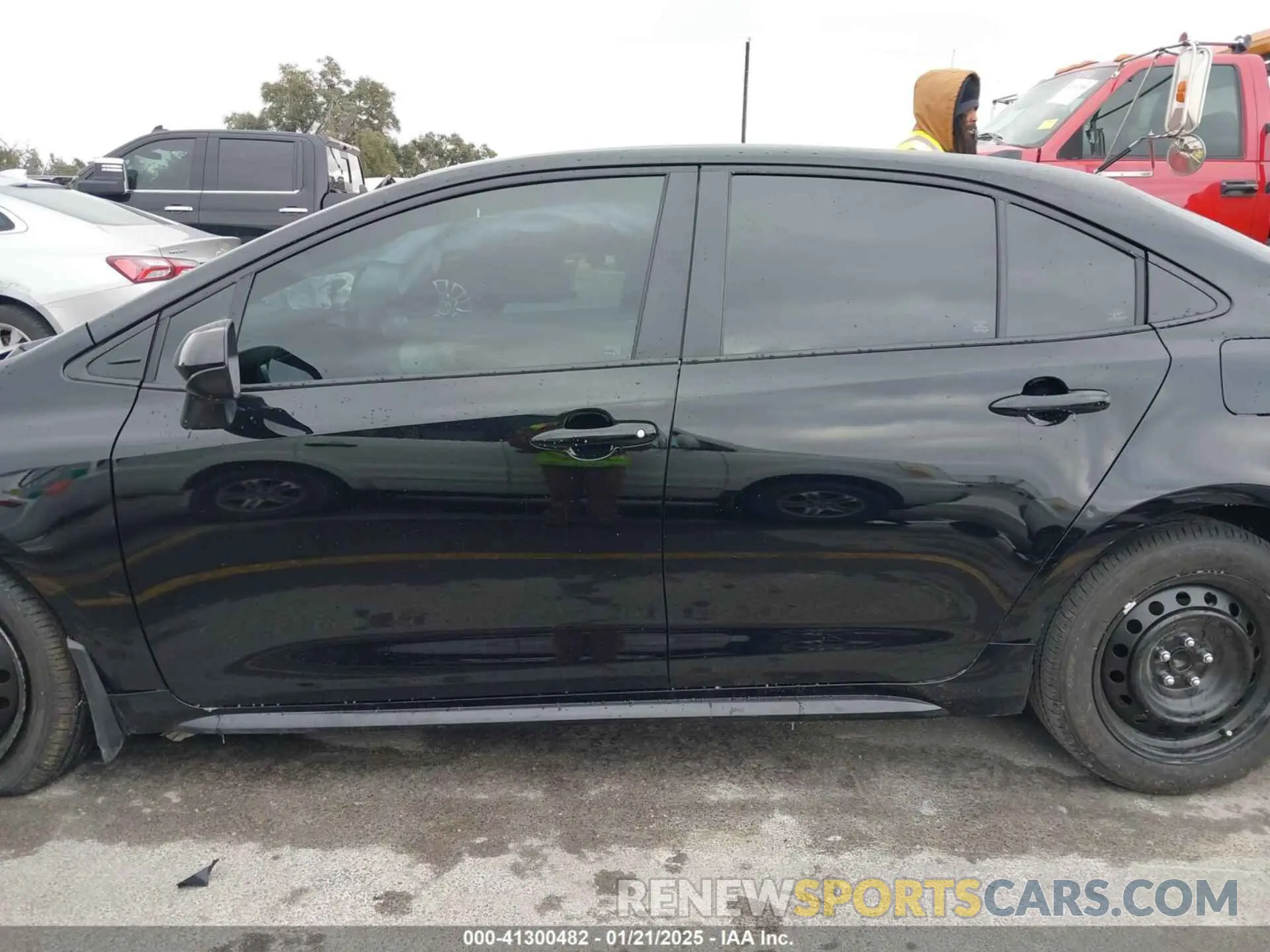 15 fotografías del automóvil dañado 5YFB4MDE8SP240870 TOYOTA COROLLA 2025