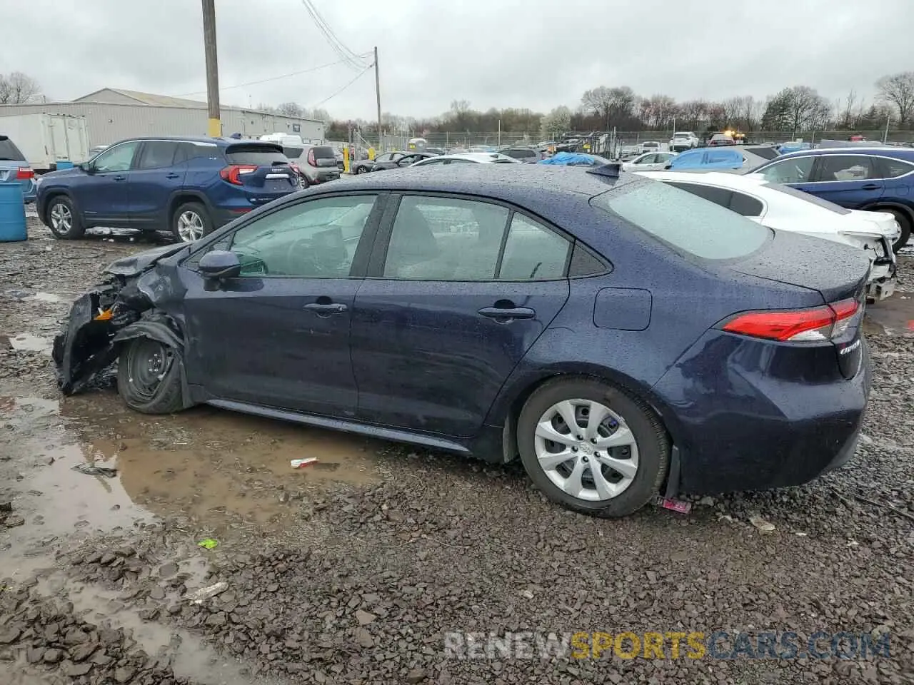 2 fotografías del automóvil dañado 5YFB4MDE9SP236360 TOYOTA COROLLA 2025