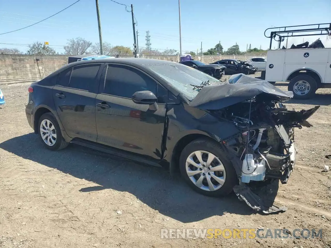 4 fotografías del automóvil dañado 5YFB4MDE9SP238464 TOYOTA COROLLA 2025
