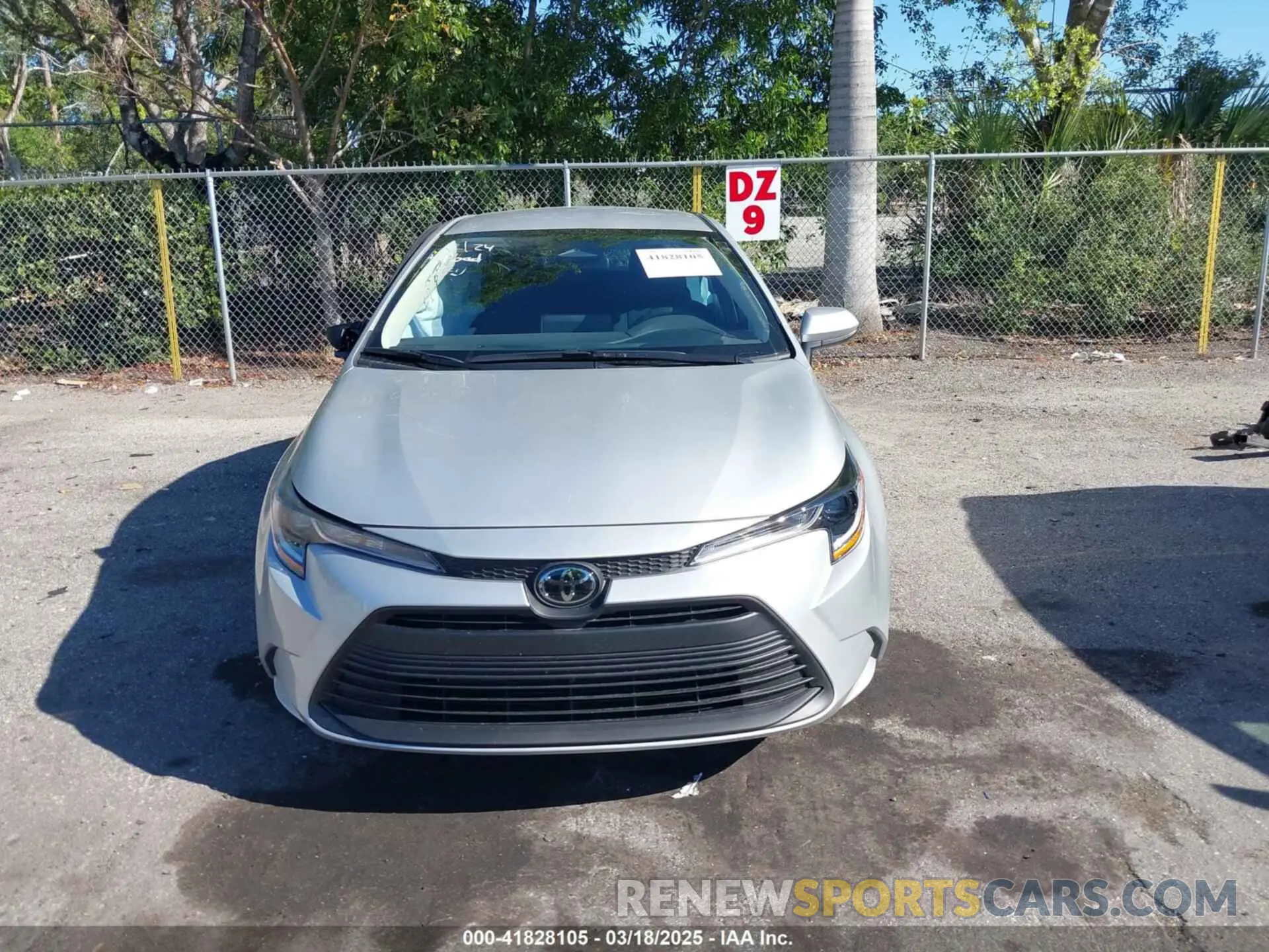13 fotografías del automóvil dañado 5YFB4MDE9SP240814 TOYOTA COROLLA 2025