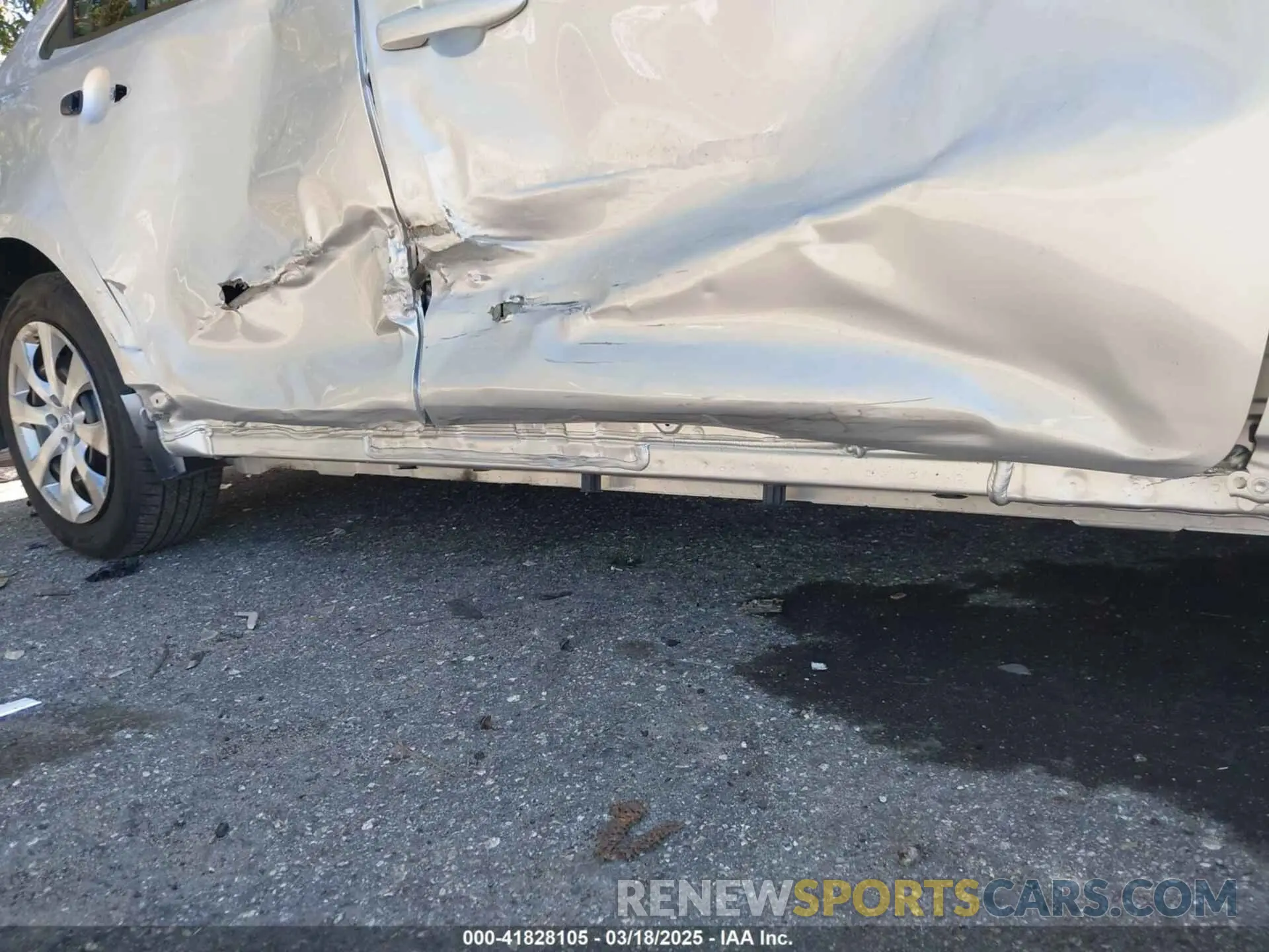 18 fotografías del automóvil dañado 5YFB4MDE9SP240814 TOYOTA COROLLA 2025