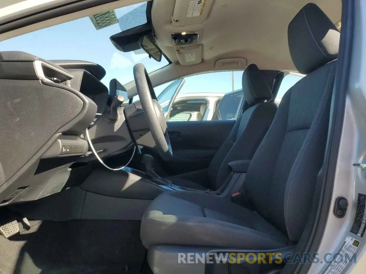 7 fotografías del automóvil dañado 5YFB4MDE9SP244913 TOYOTA COROLLA 2025