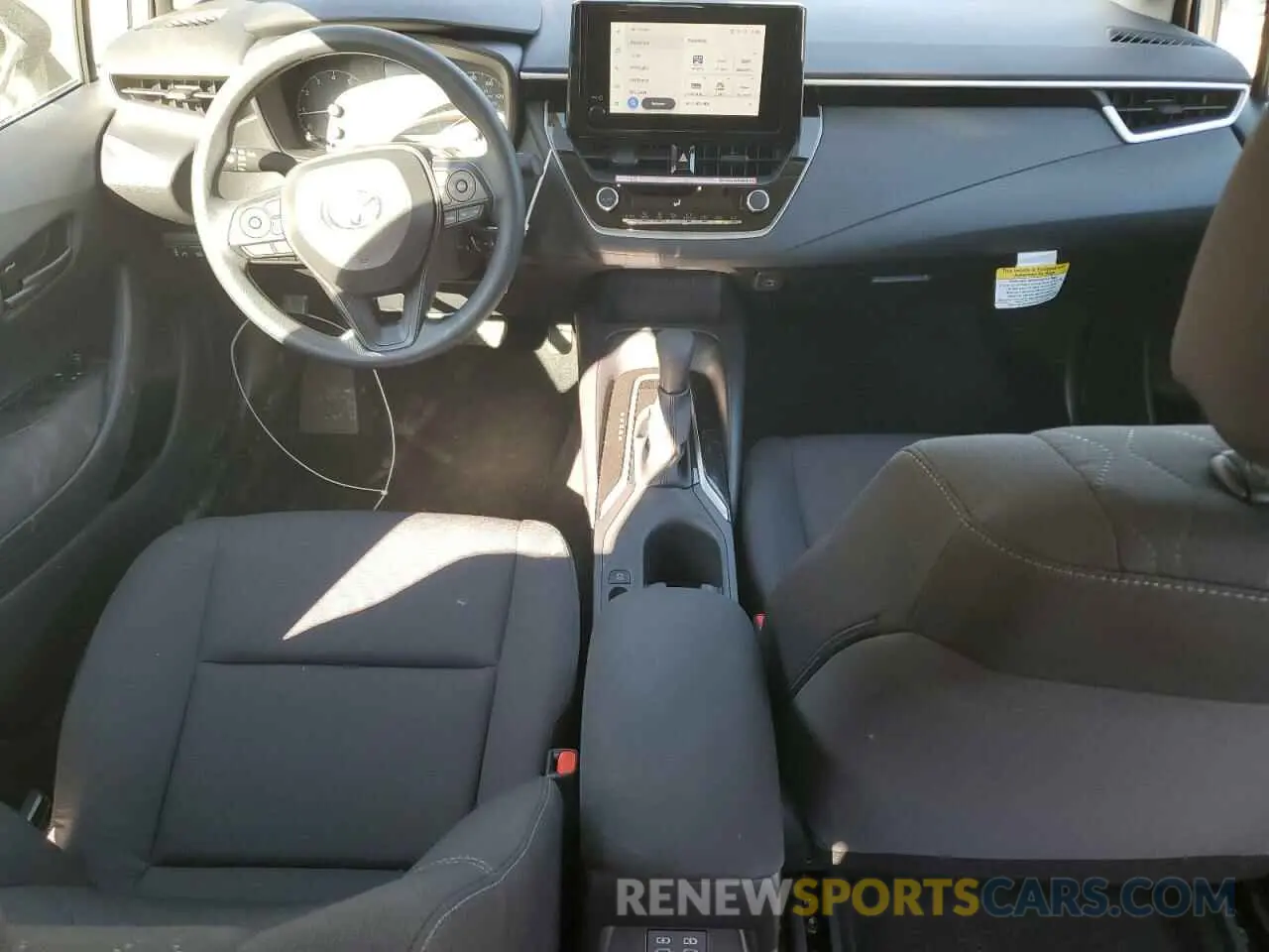 8 fotografías del automóvil dañado 5YFB4MDE9SP244913 TOYOTA COROLLA 2025