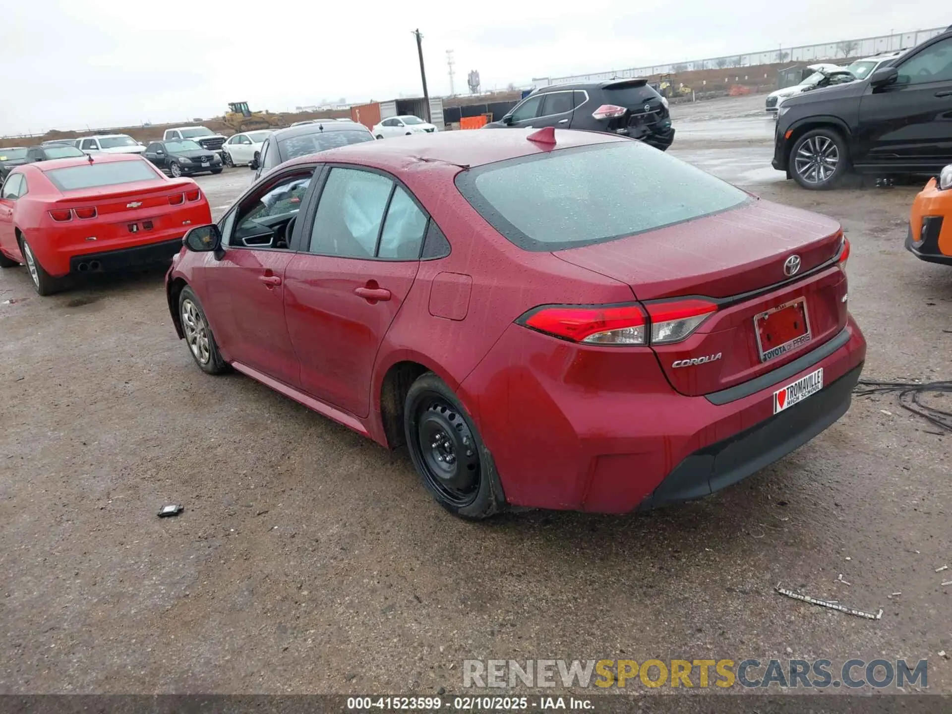 3 fotografías del automóvil dañado 5YFB4MDE9SP246466 TOYOTA COROLLA 2025