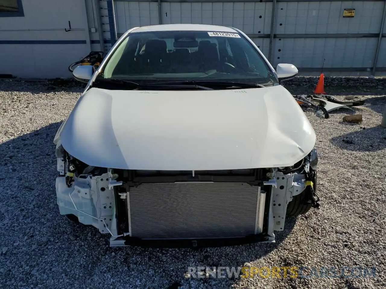 5 fotografías del automóvil dañado 5YFB4MDE9SP263025 TOYOTA COROLLA 2025