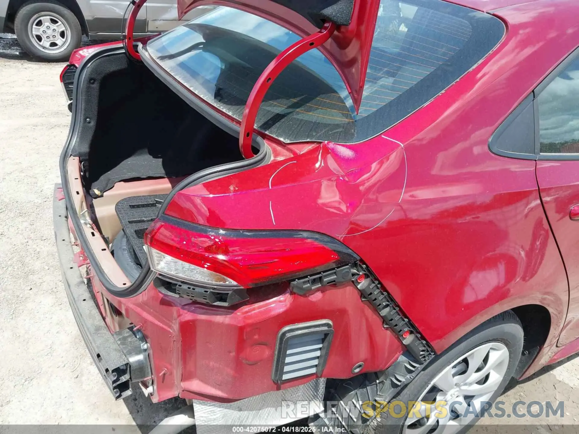 18 fotografías del automóvil dañado 5YFB4MDEXSP232303 TOYOTA COROLLA 2025