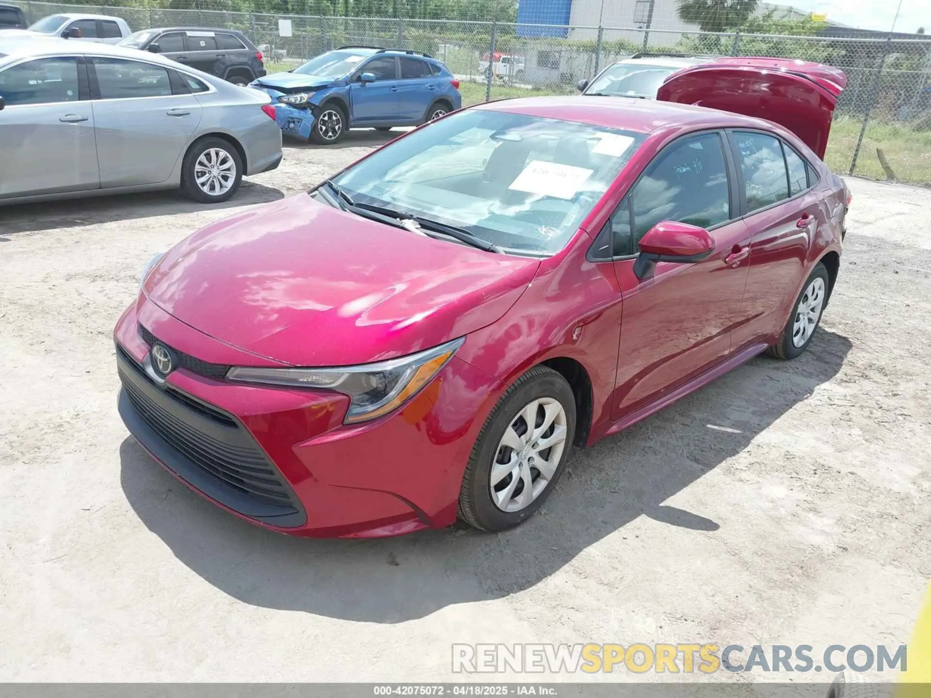 2 fotografías del automóvil dañado 5YFB4MDEXSP232303 TOYOTA COROLLA 2025
