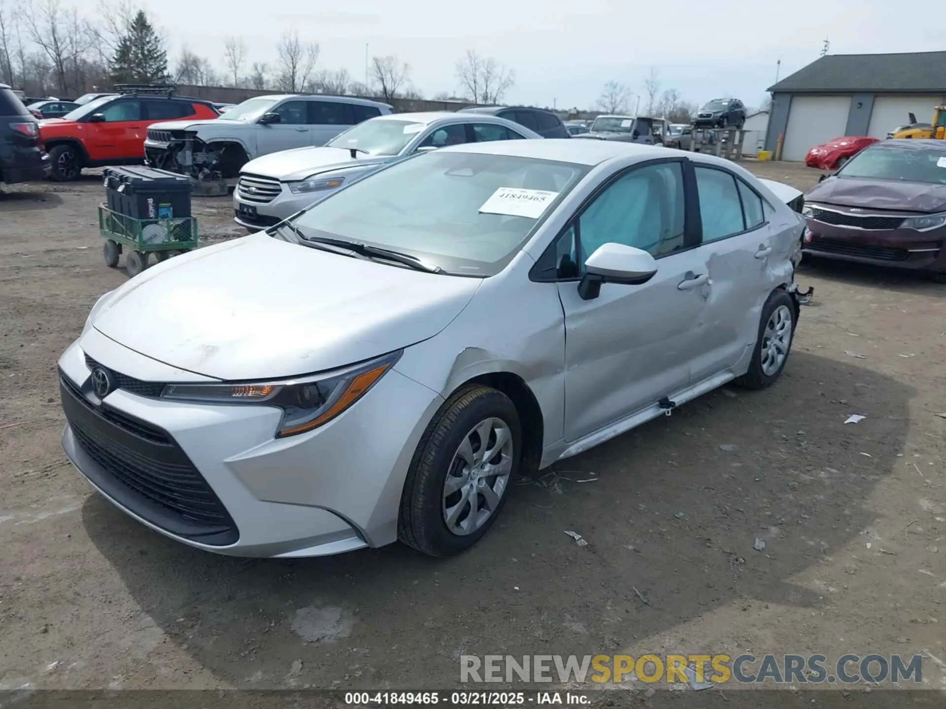 2 fotografías del automóvil dañado 5YFB4MDEXSP270663 TOYOTA COROLLA 2025