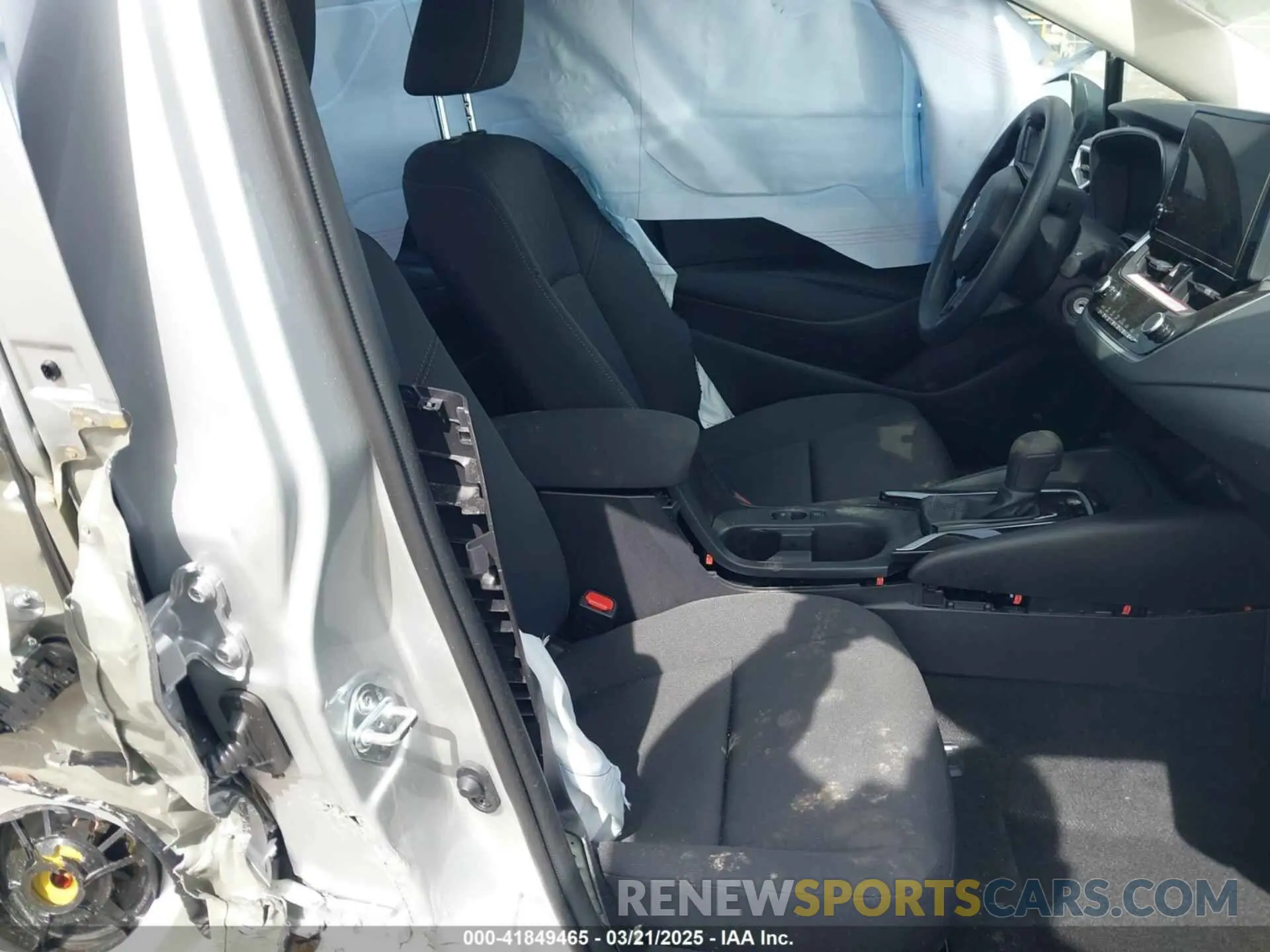 5 fotografías del automóvil dañado 5YFB4MDEXSP270663 TOYOTA COROLLA 2025