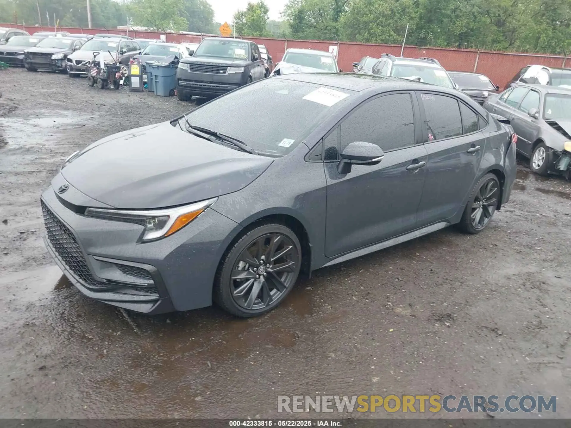 2 fotografías del automóvil dañado 5YFP4MCE9SP218710 TOYOTA COROLLA 2025