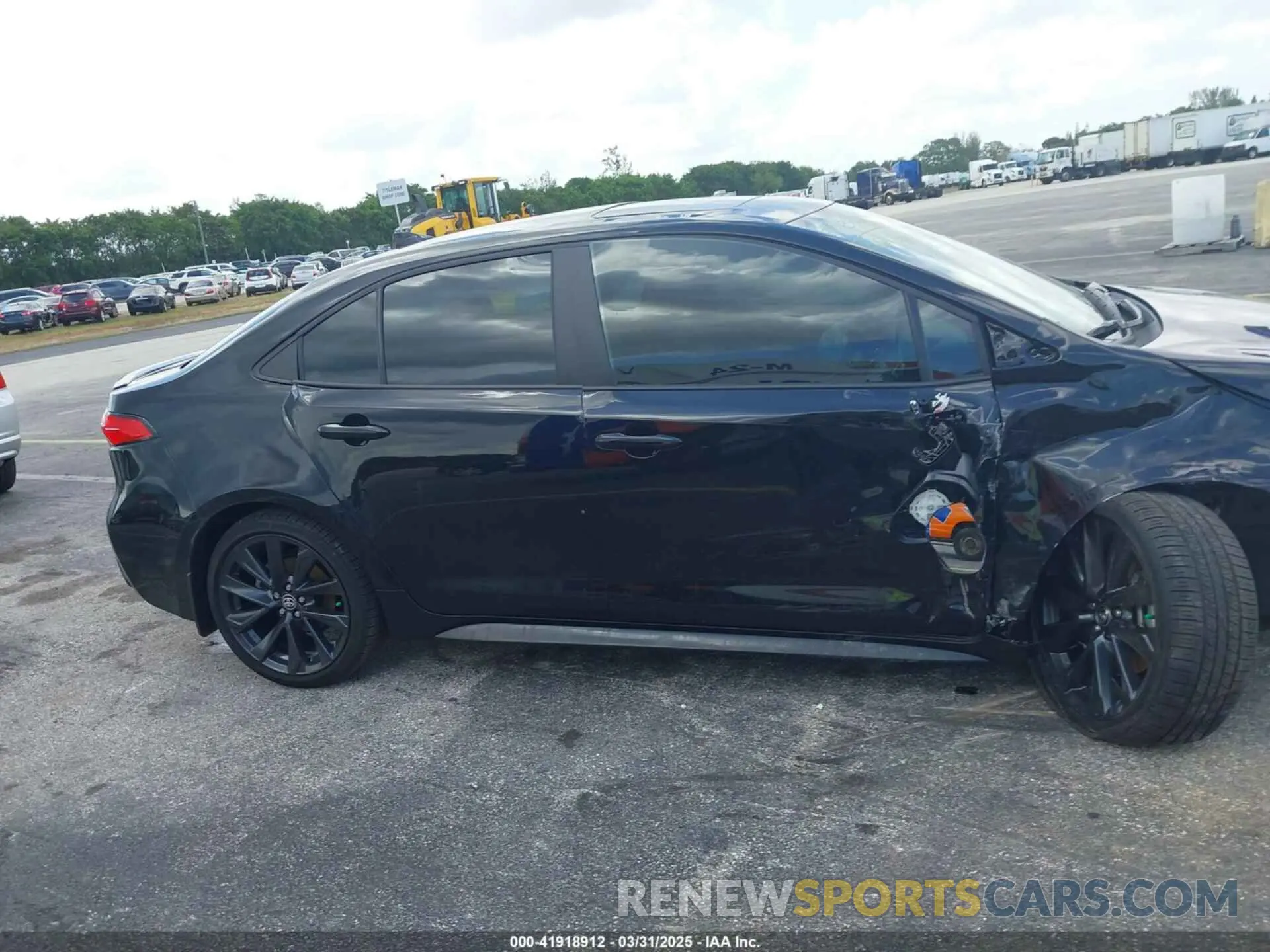 13 fotografías del automóvil dañado 5YFP4MCEXSP219395 TOYOTA COROLLA 2025