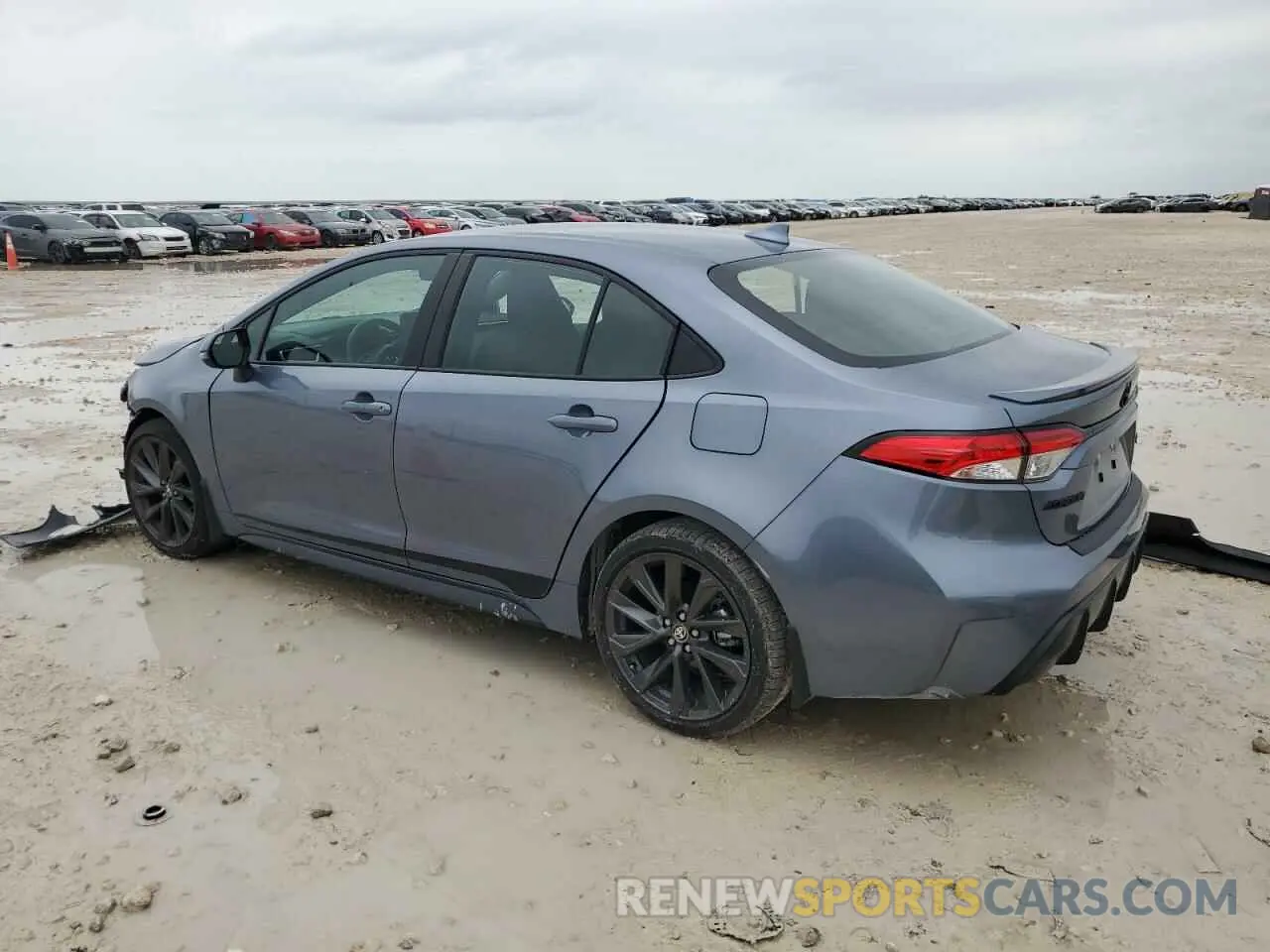 2 fotografías del automóvil dañado 5YFS4MCE0SP228651 TOYOTA COROLLA 2025