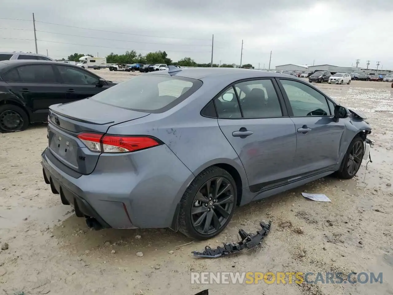 3 fotografías del automóvil dañado 5YFS4MCE0SP228651 TOYOTA COROLLA 2025