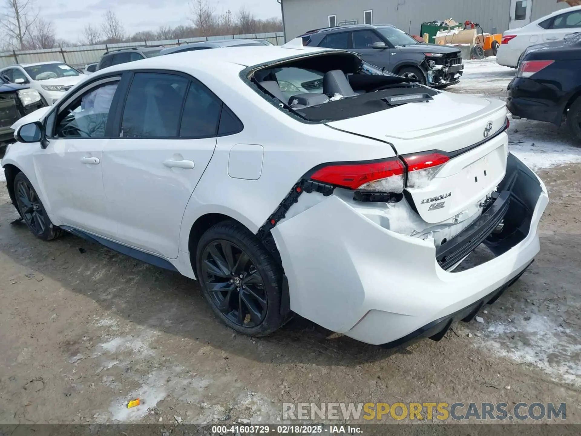 3 fotografías del automóvil dañado 5YFS4MCE3SP219989 TOYOTA COROLLA 2025
