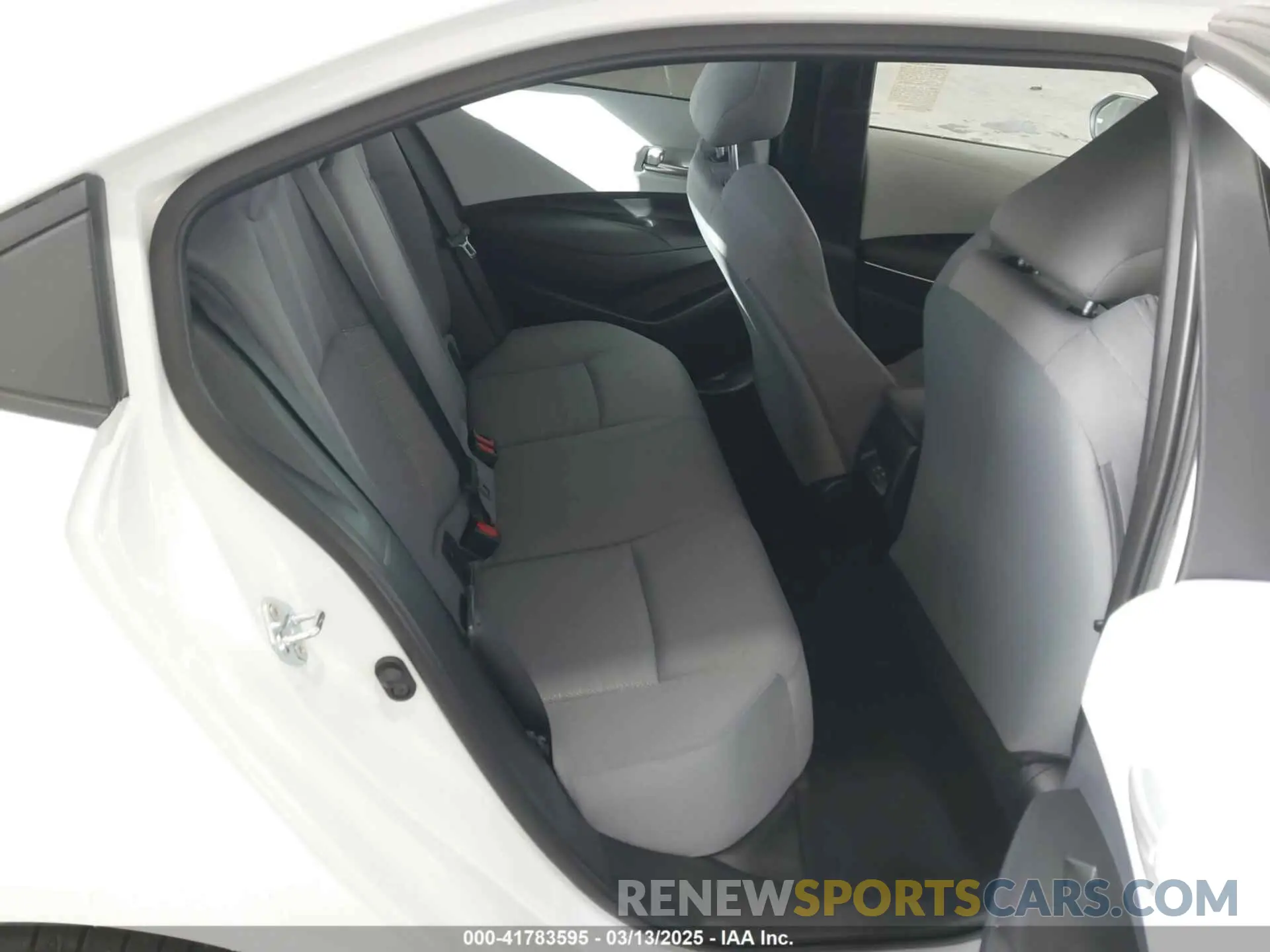 8 fotografías del automóvil dañado 5YFS4MCE3SP220933 TOYOTA COROLLA 2025