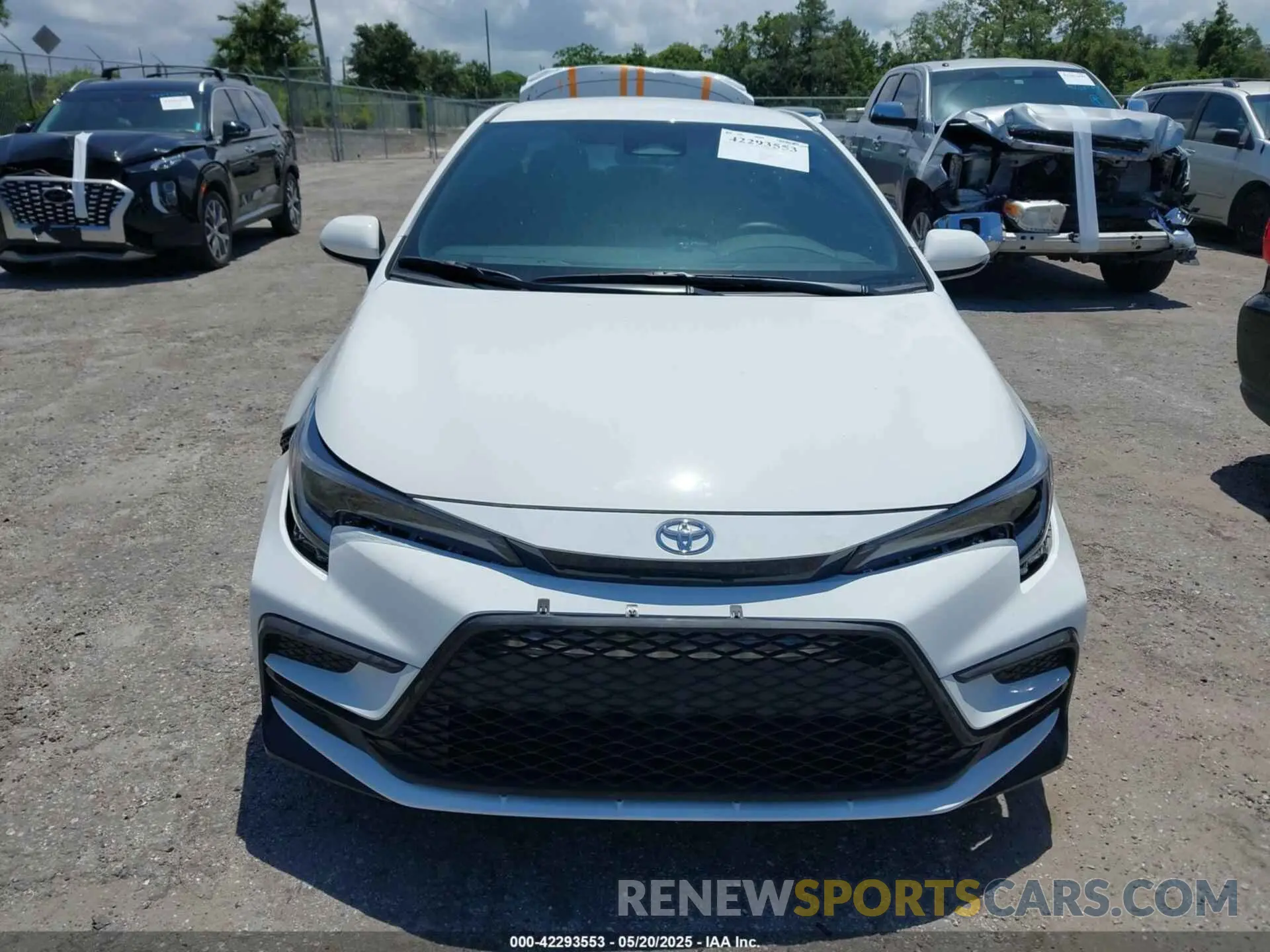 12 fotografías del automóvil dañado 5YFS4MCE3SP223699 TOYOTA COROLLA 2025