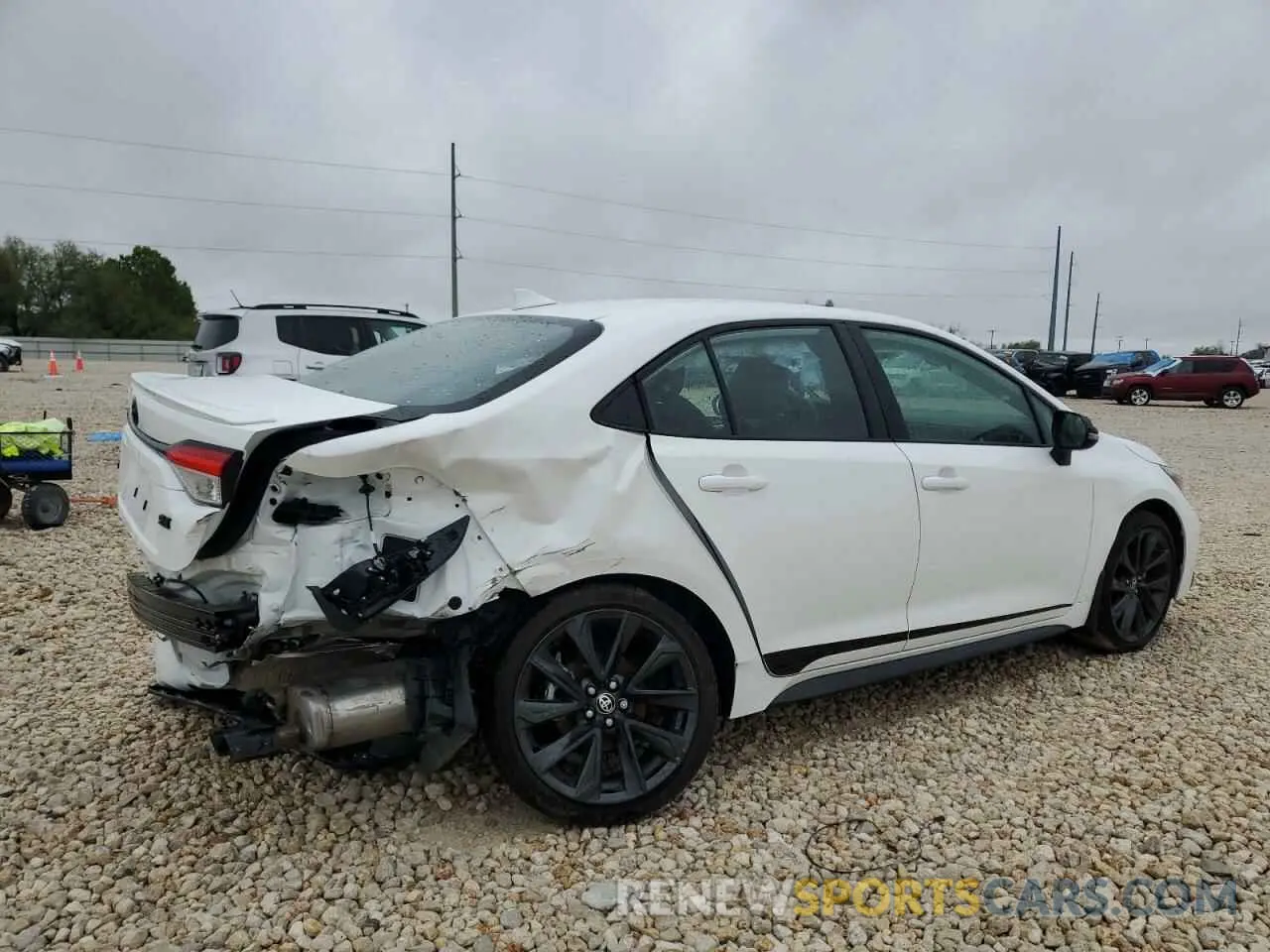 3 fotografías del automóvil dañado 5YFS4MCE3SP224349 TOYOTA COROLLA 2025