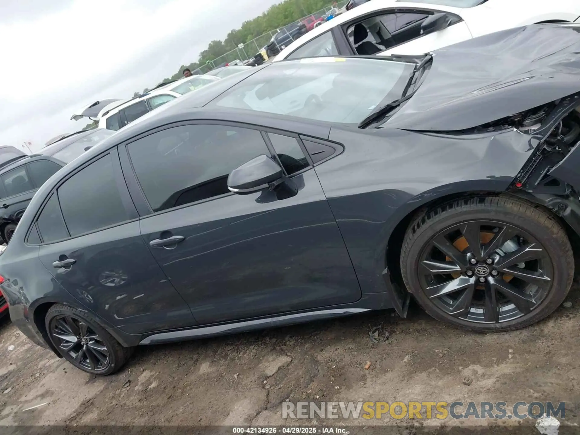 14 fotografías del automóvil dañado 5YFS4MCE3SP225968 TOYOTA COROLLA 2025