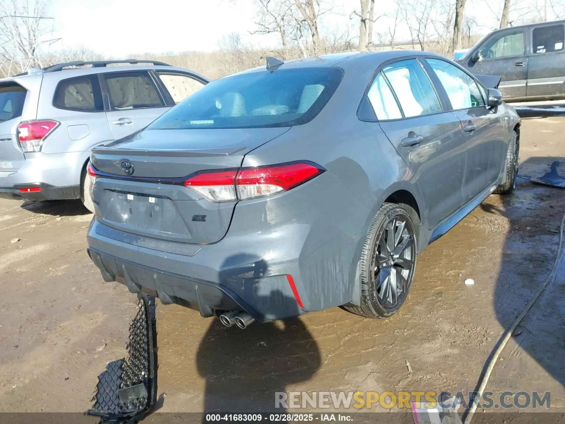 4 fotografías del automóvil dañado 5YFS4MCE4SP221489 TOYOTA COROLLA 2025