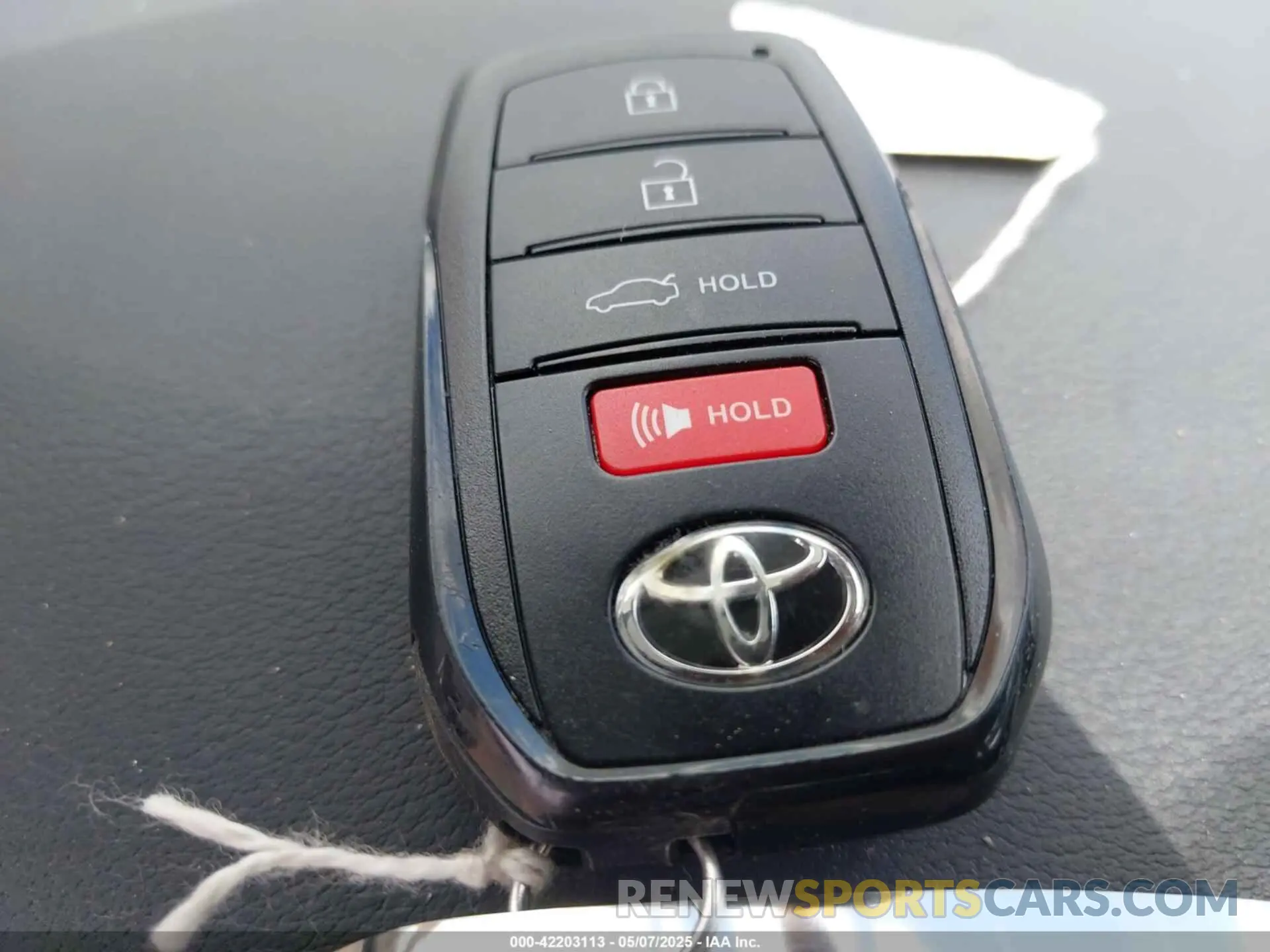 11 fotografías del automóvil dañado 5YFS4MCE8SP222483 TOYOTA COROLLA 2025