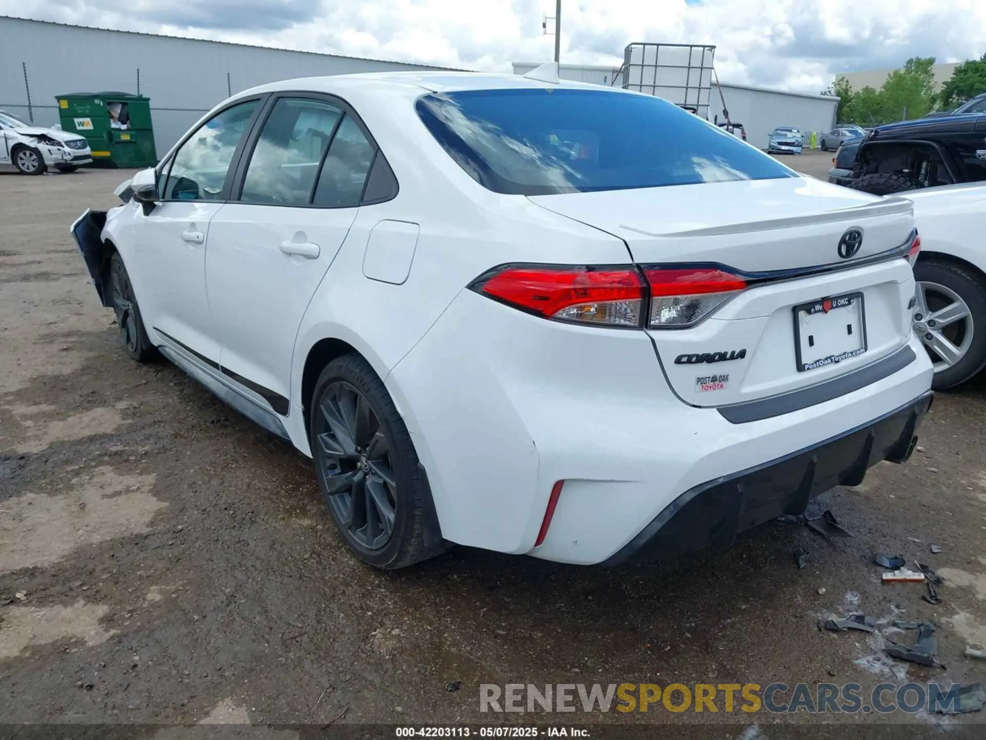 3 fotografías del automóvil dañado 5YFS4MCE8SP222483 TOYOTA COROLLA 2025