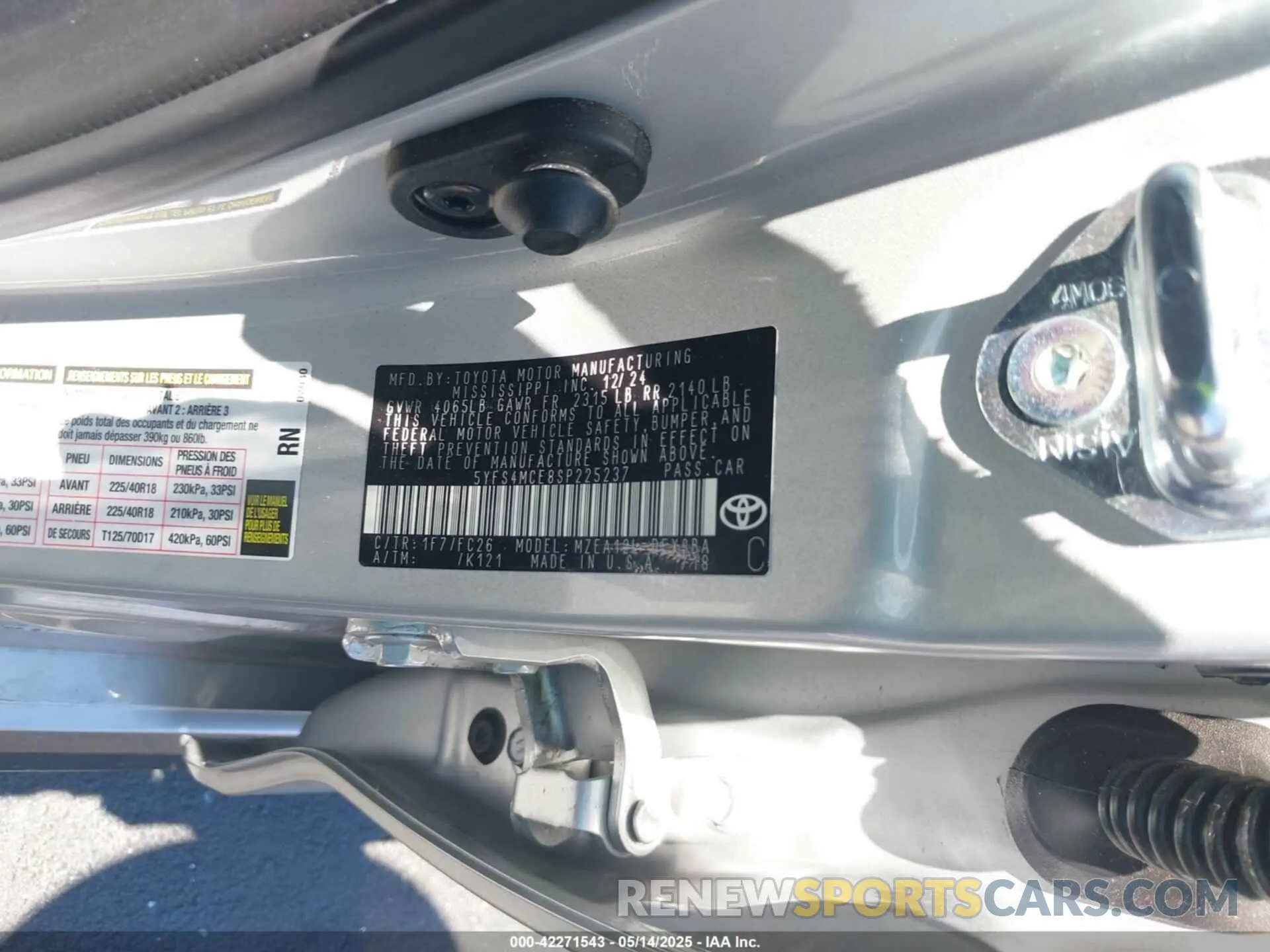 9 fotografías del automóvil dañado 5YFS4MCE8SP225237 TOYOTA COROLLA 2025